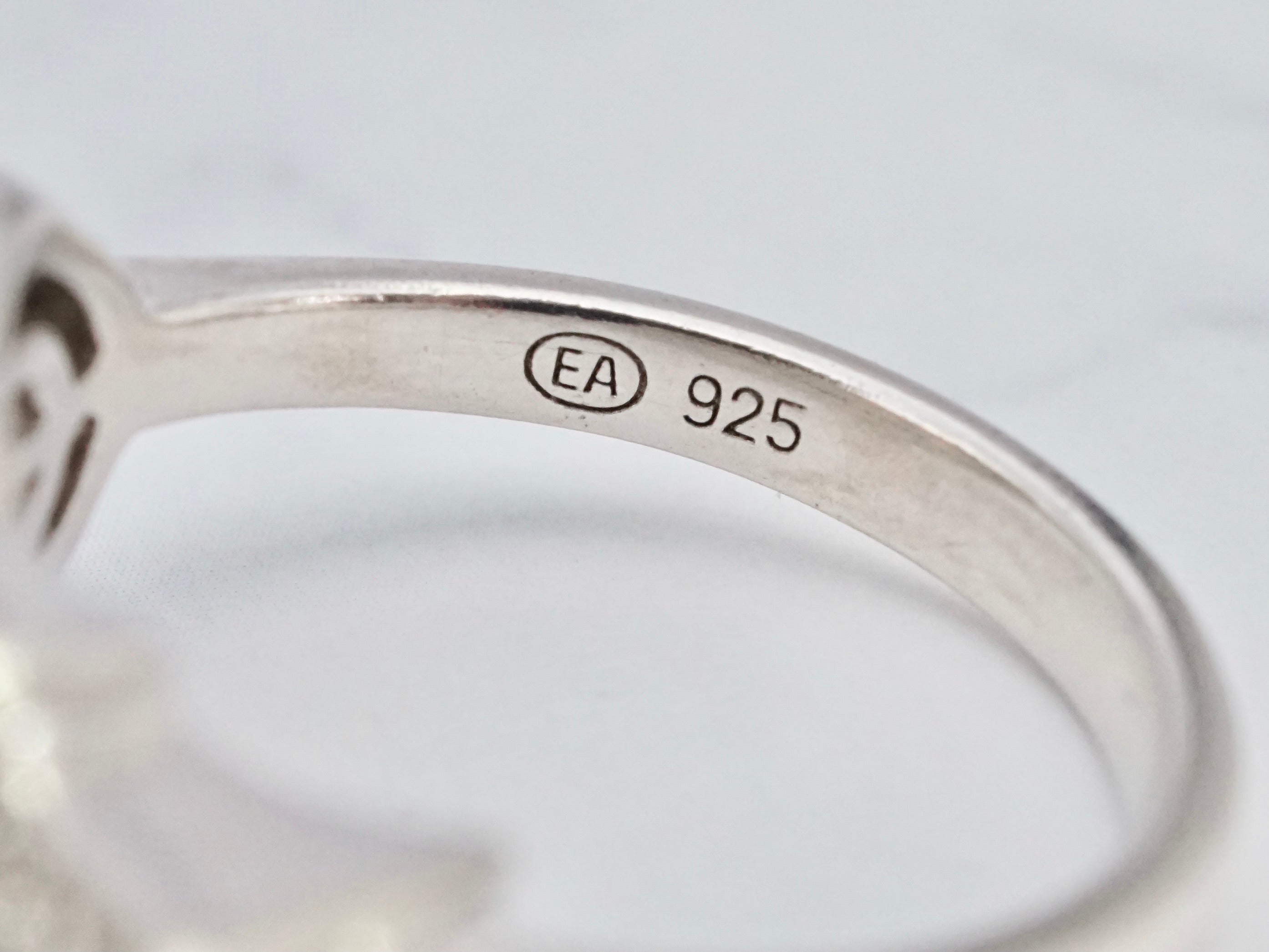 Vintage sterling wing ring with diamonds, size 6