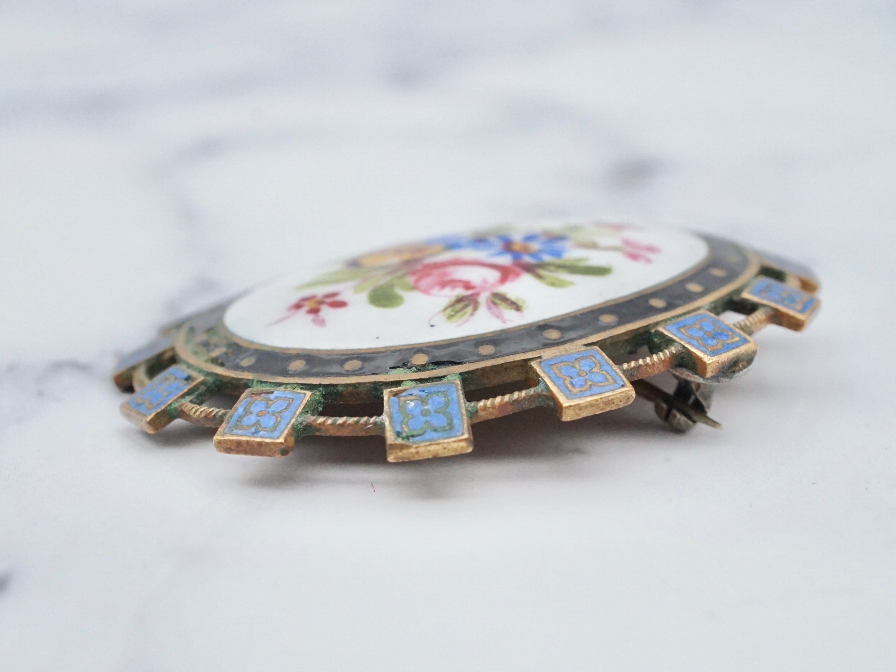 Antique Victorian hand-painted enamel and gilt metal brooch