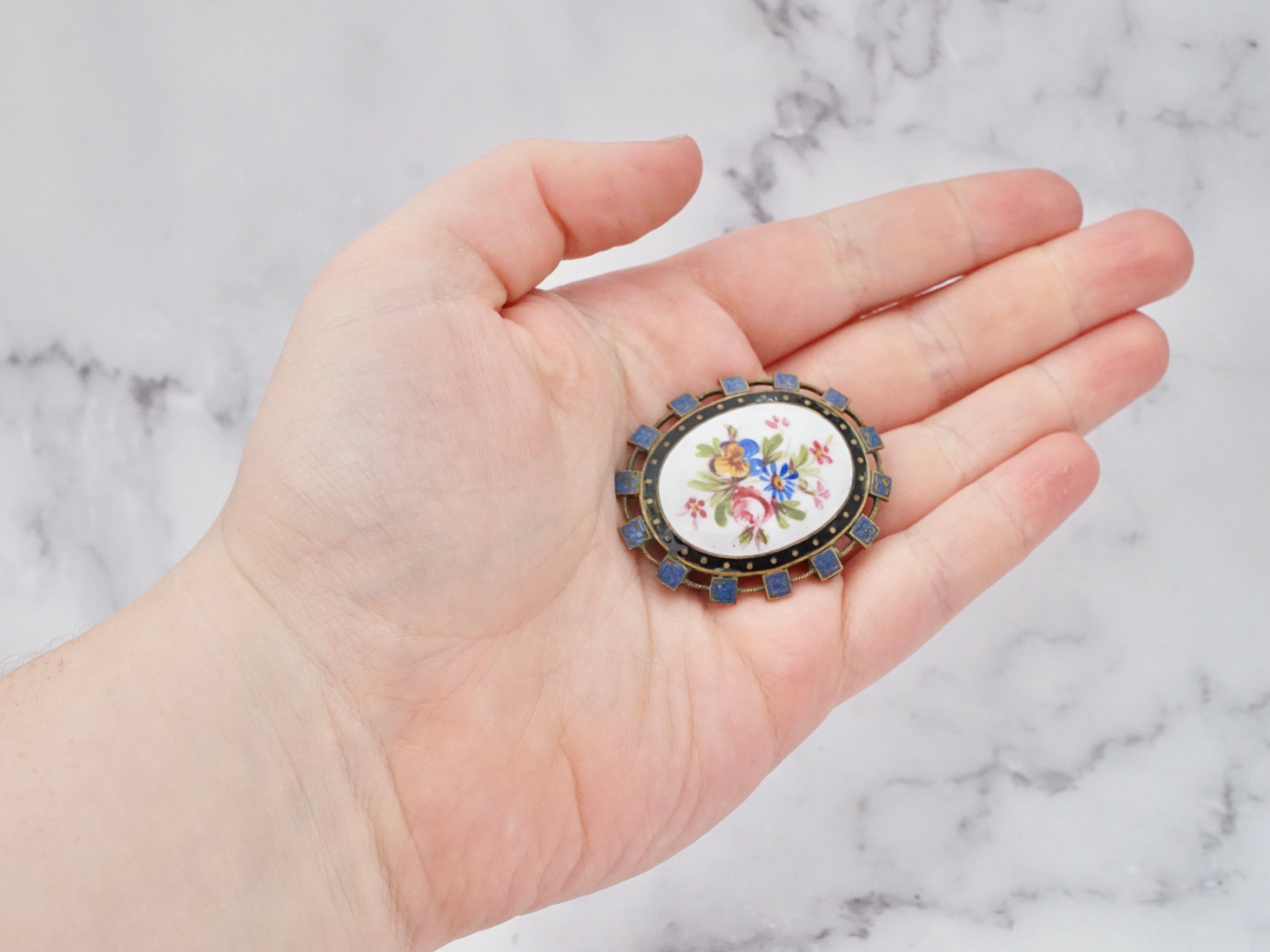 Antique Victorian hand-painted enamel and gilt metal brooch
