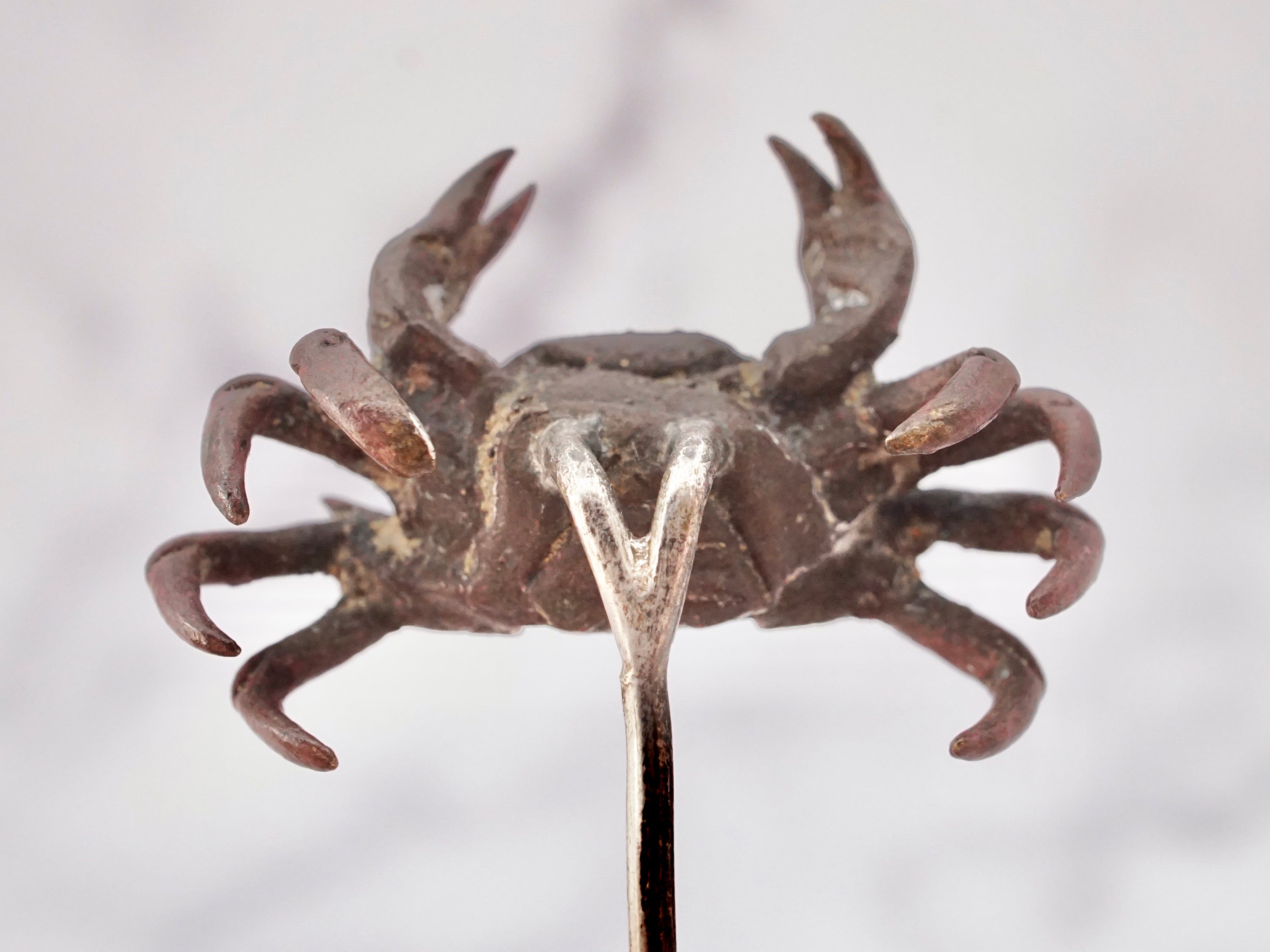 Vintage exceptional handmade cast bronze figural crab stick pin