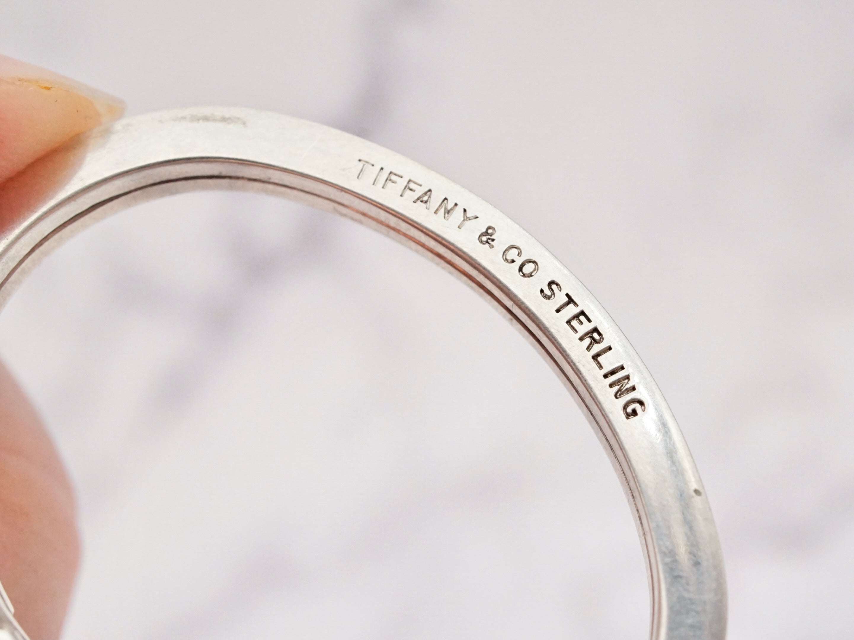 Vintage Tiffany & Co. sterling oval keyring