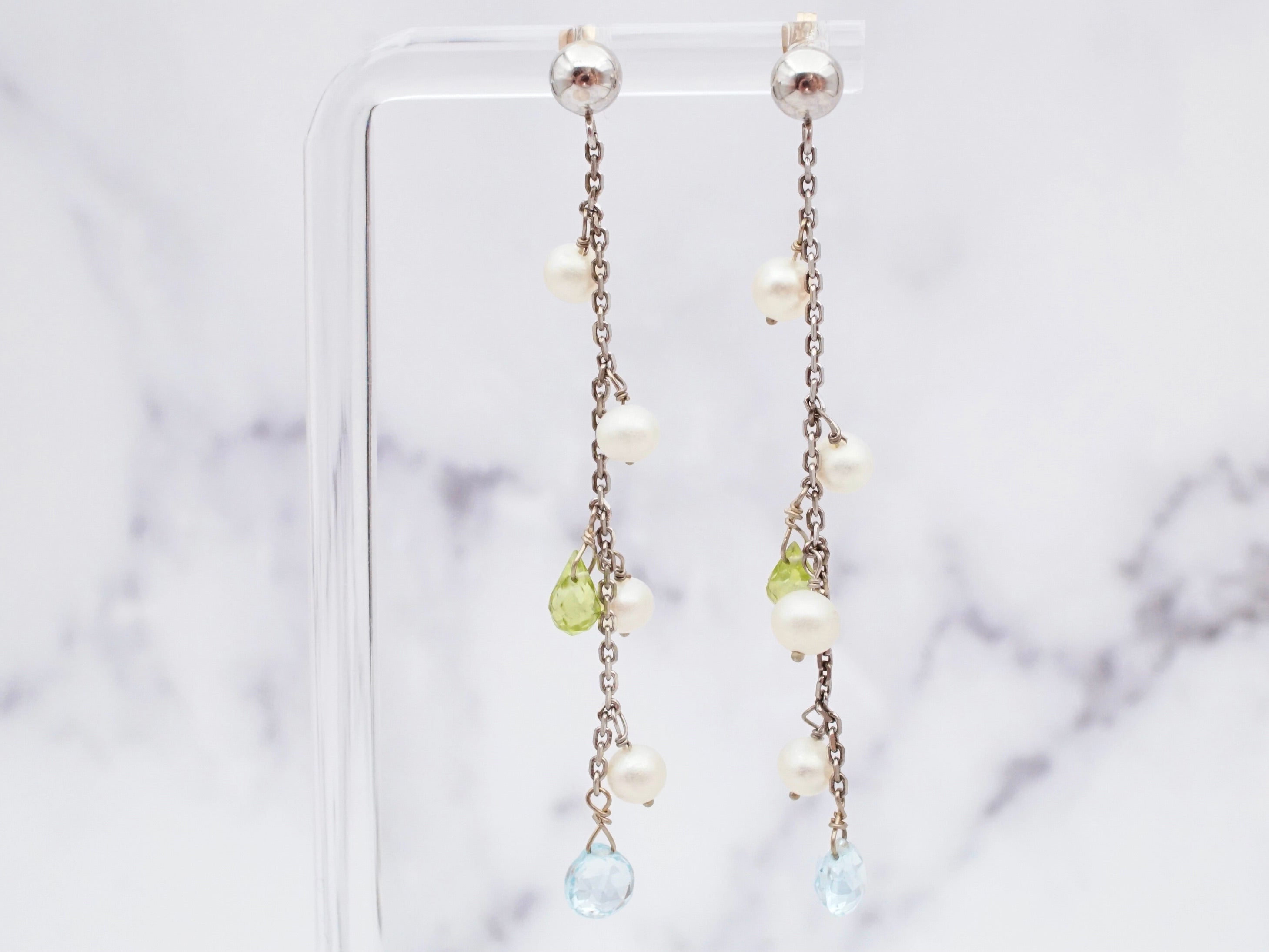Vintage 14k white gold, cultured pearl, faceted peridot, and blue topaz drop chain earrings