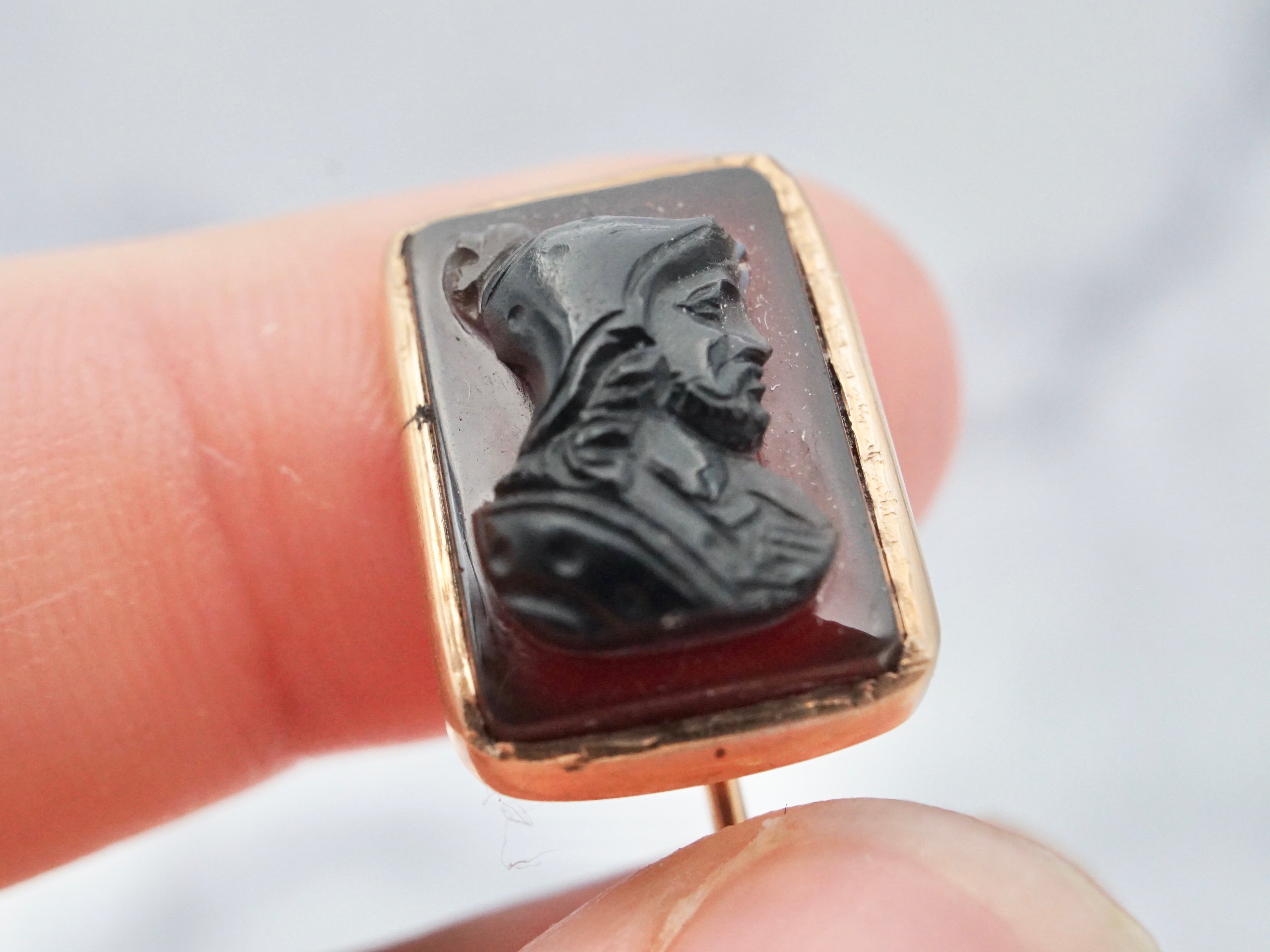antique victorian 14k gold carved agate cameo stick pin