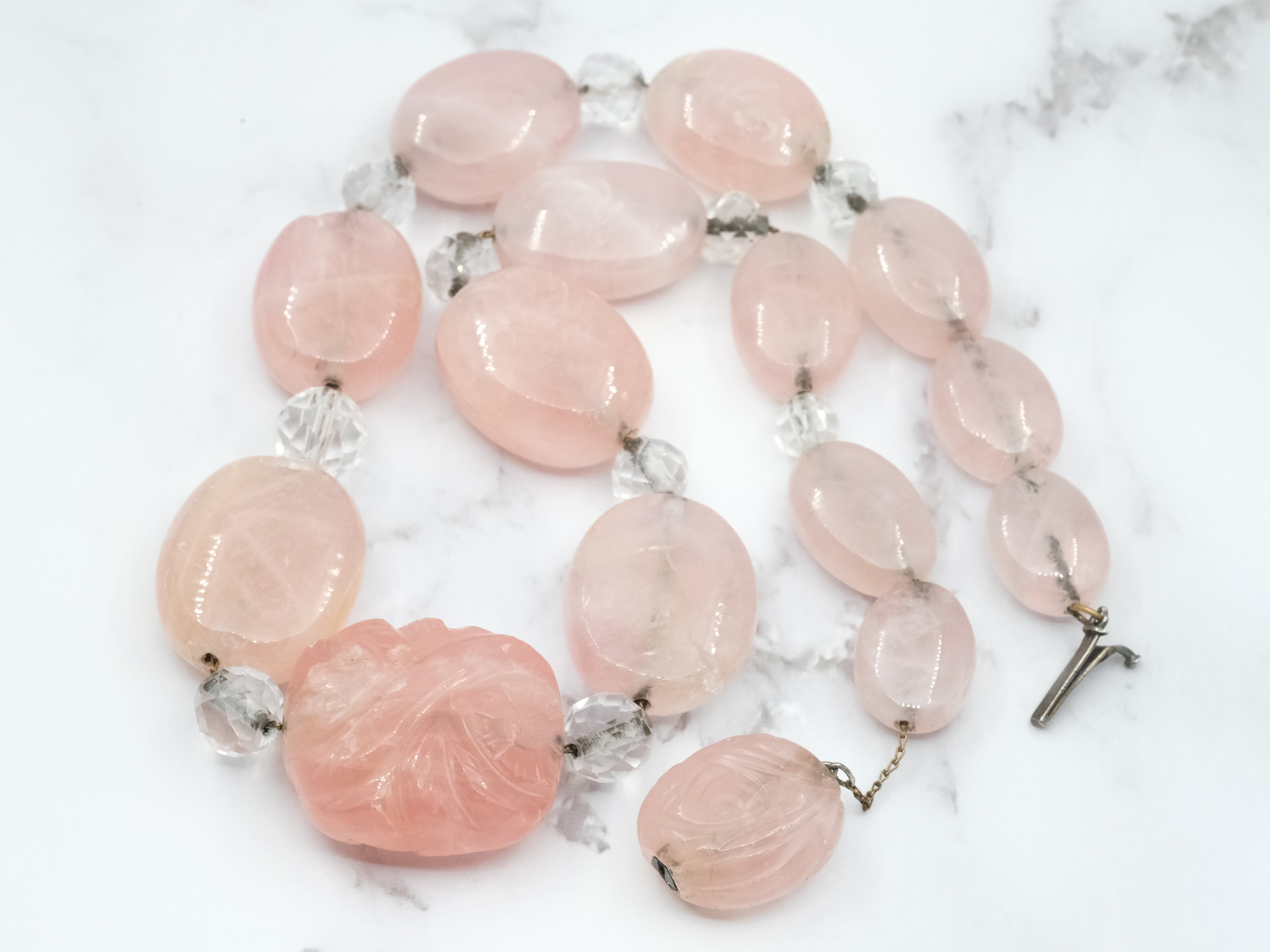 Antique Art Deco carved rose quartz and rock crystal beaded necklace