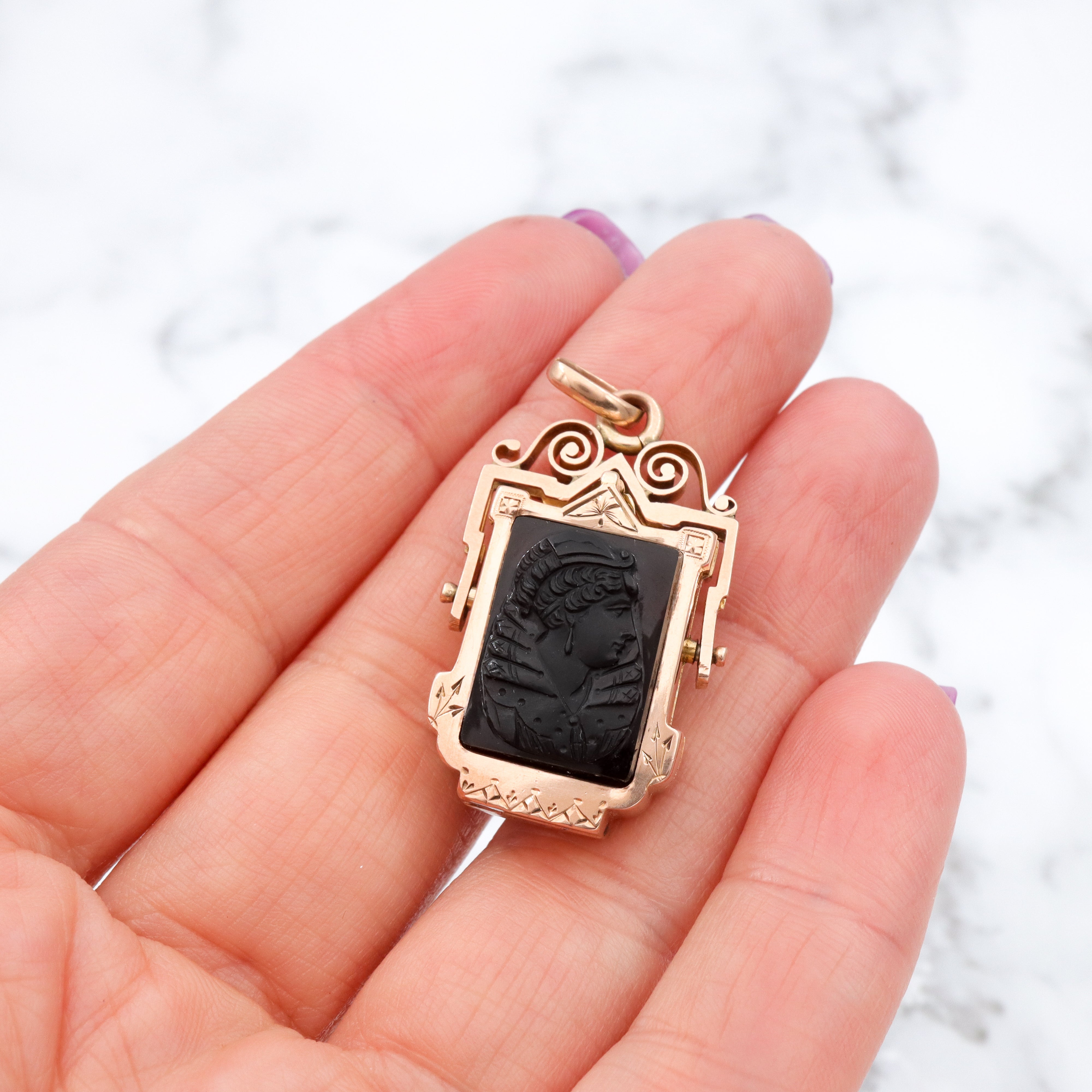 Antique Aesthetic Period 14k gold Queen Victoria hardstone carved cameo double sided flip locket pendant