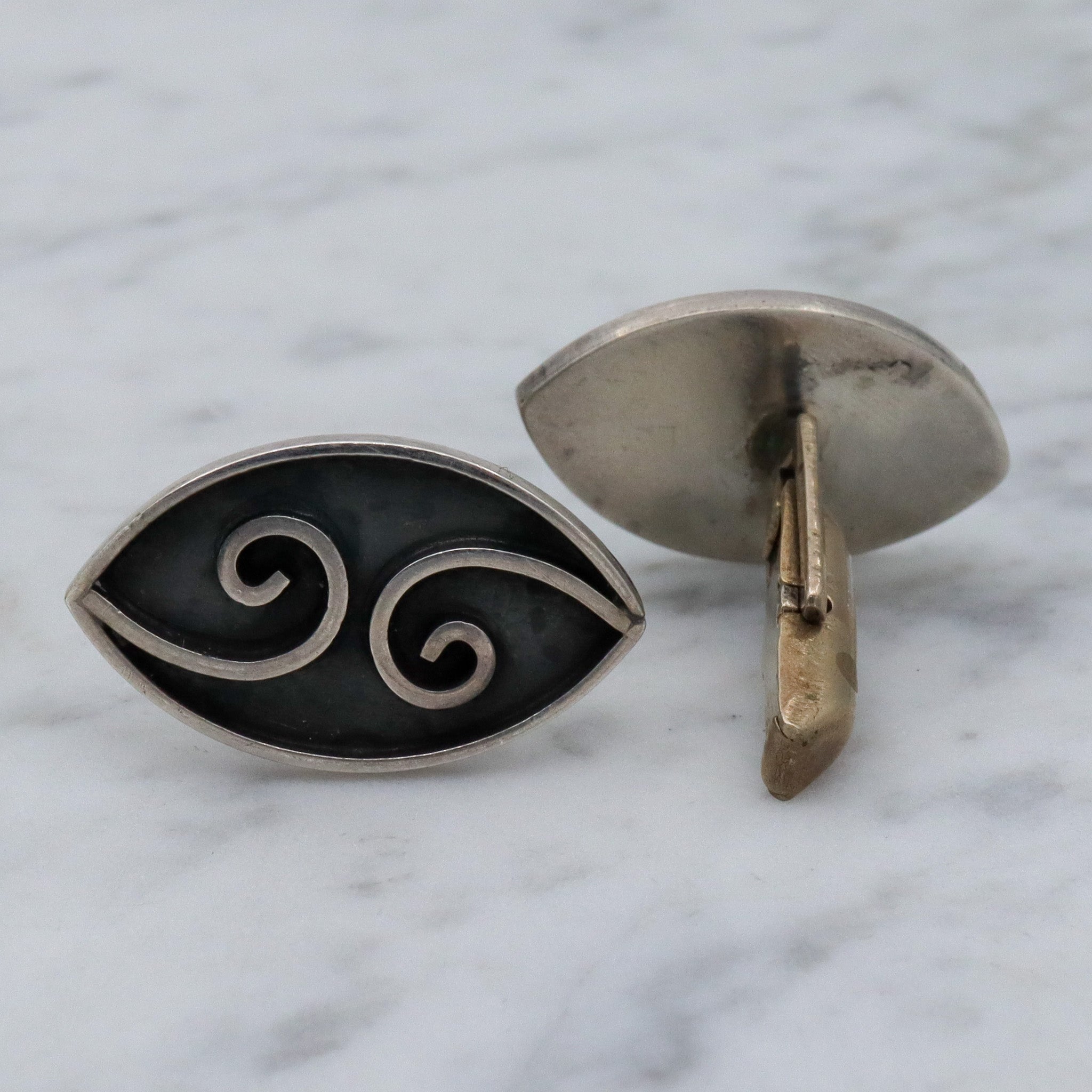 Vintage Mexican sterling silver cuff links