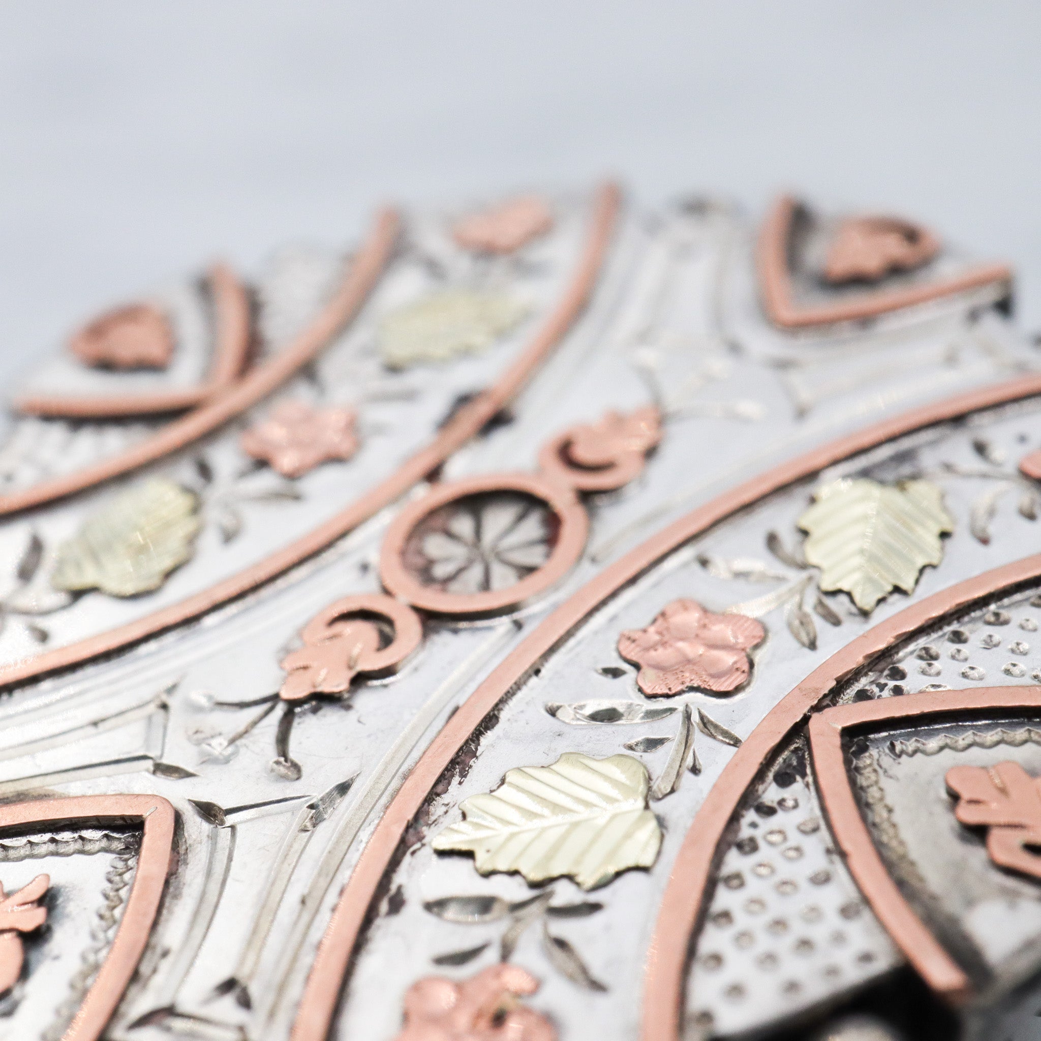 Antique Victorian Aesthetic sterling silver mixed metals rondel brooch