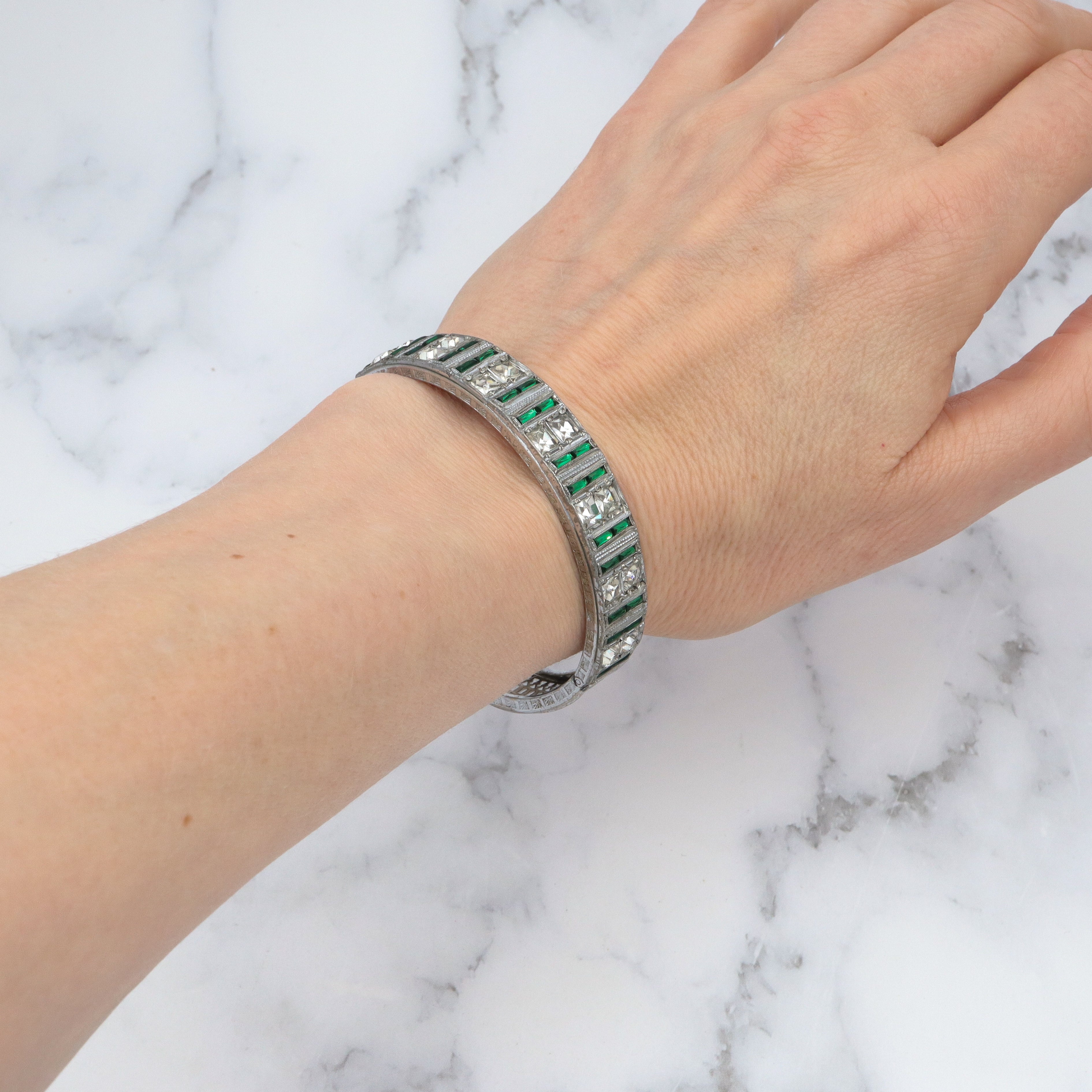 Antique Art Deco Alico rhodium-plated rhinestone hinged bangle