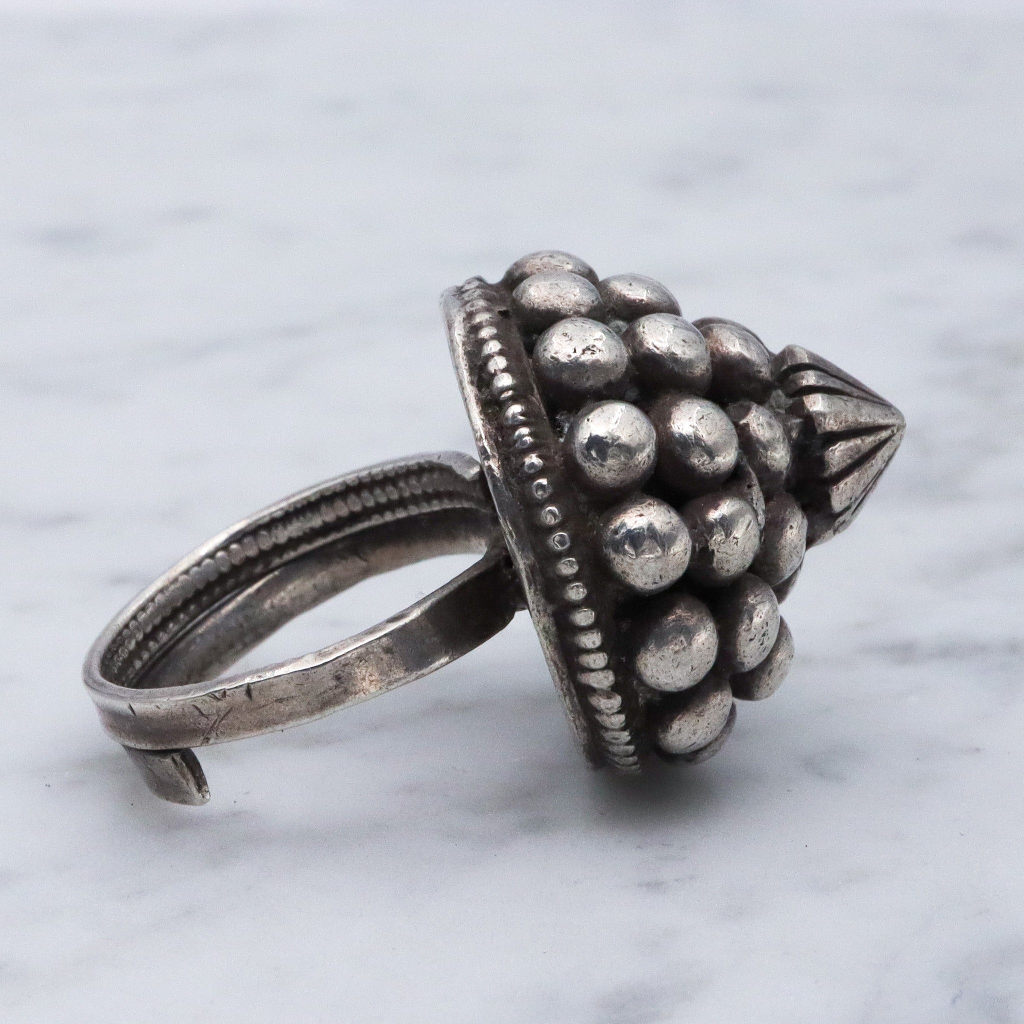 Massive Vintage tribal silver dome ring, sz 8.5