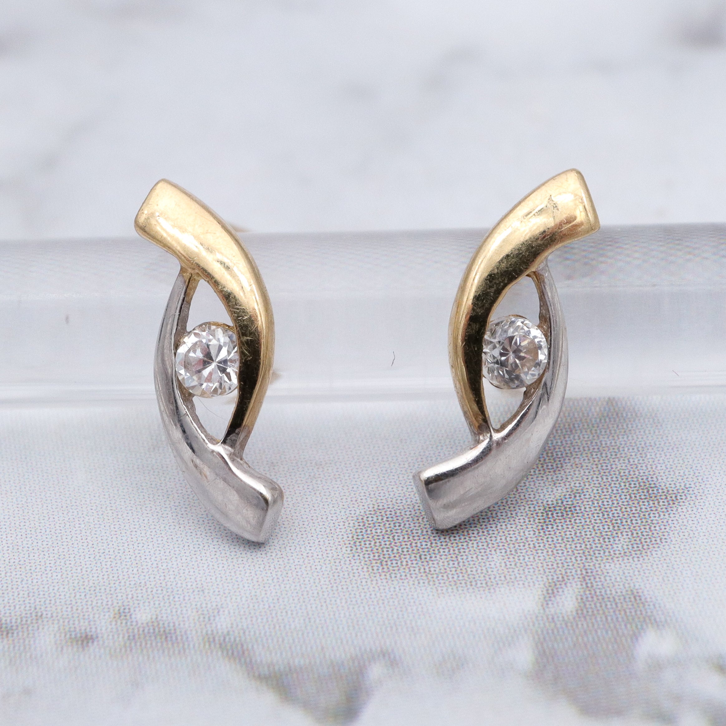 Retro 10k gold two-toned cubic zirconia earrings