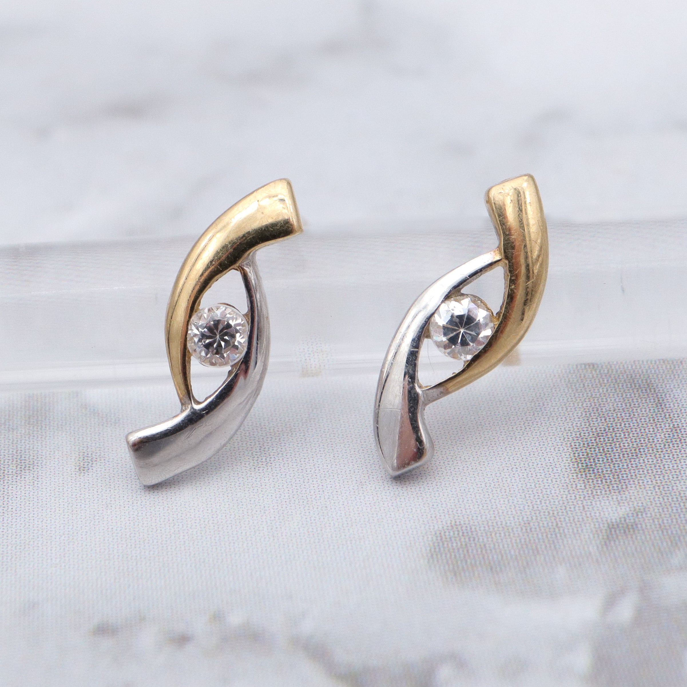 Retro 10k gold two-toned cubic zirconia earrings