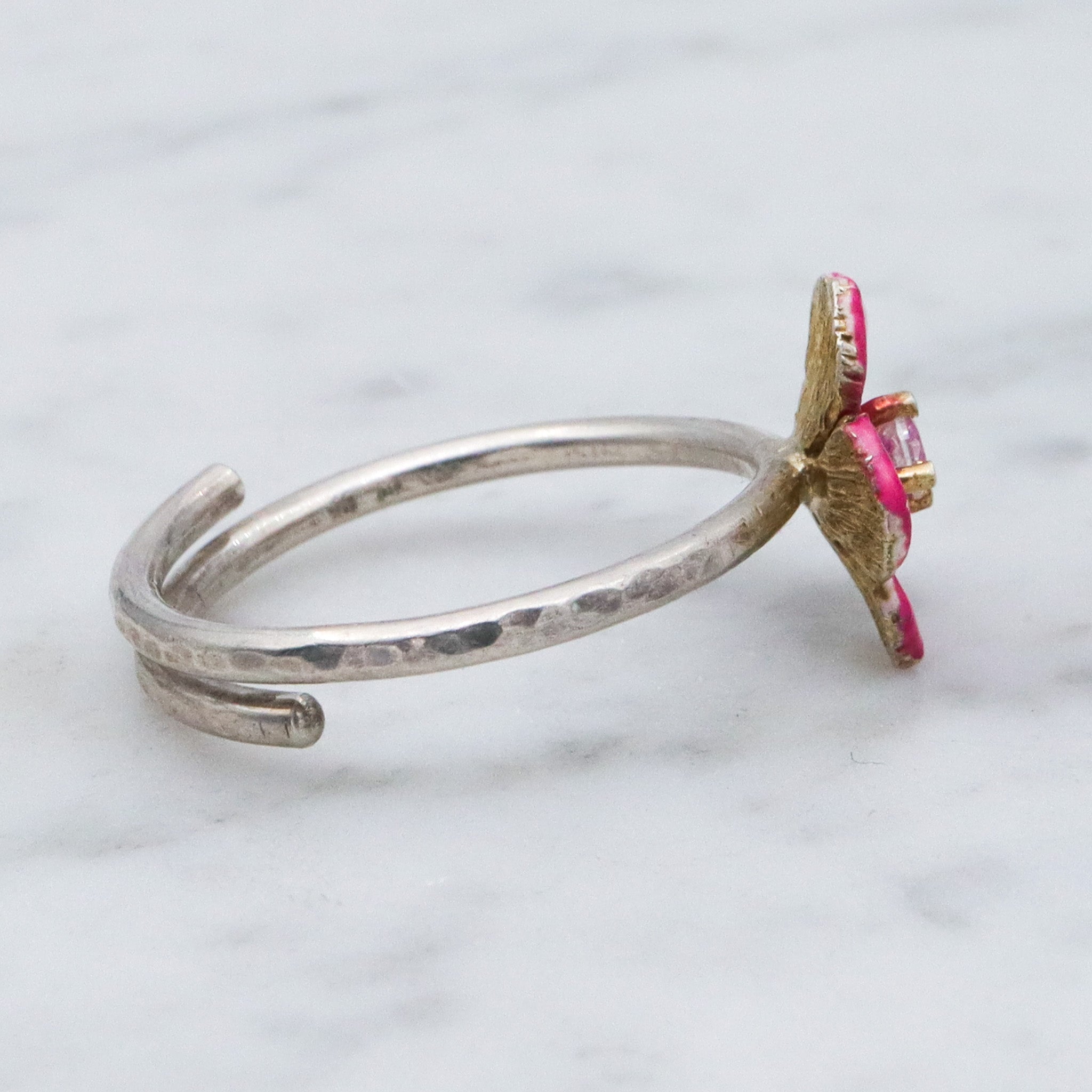 Vintage sterling silver enamel pink flower ring with cubic zirconia center, sz 9 adjustable