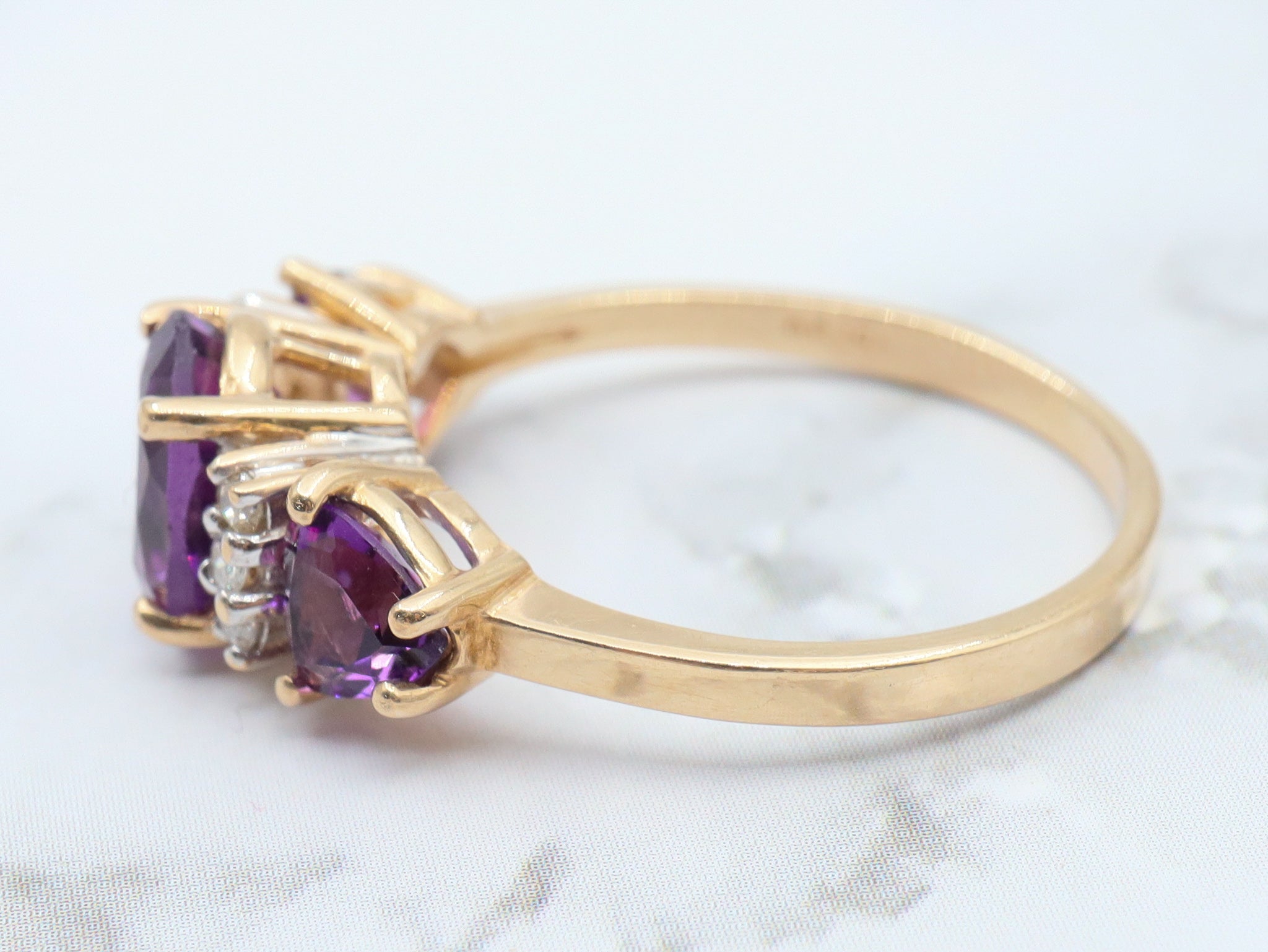 Vintage 14k gold amethyst and diamond cocktail ring size 7