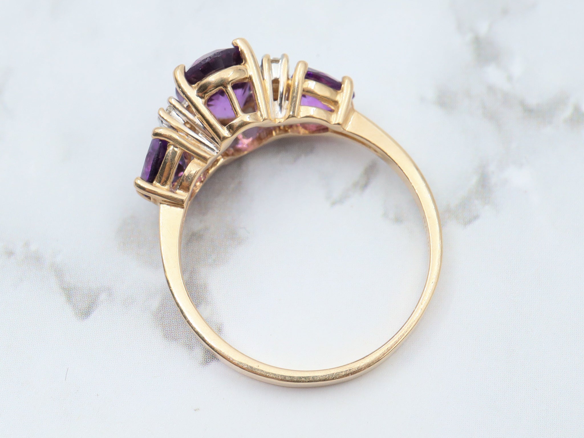 Vintage 14k gold amethyst and diamond cocktail ring size 7