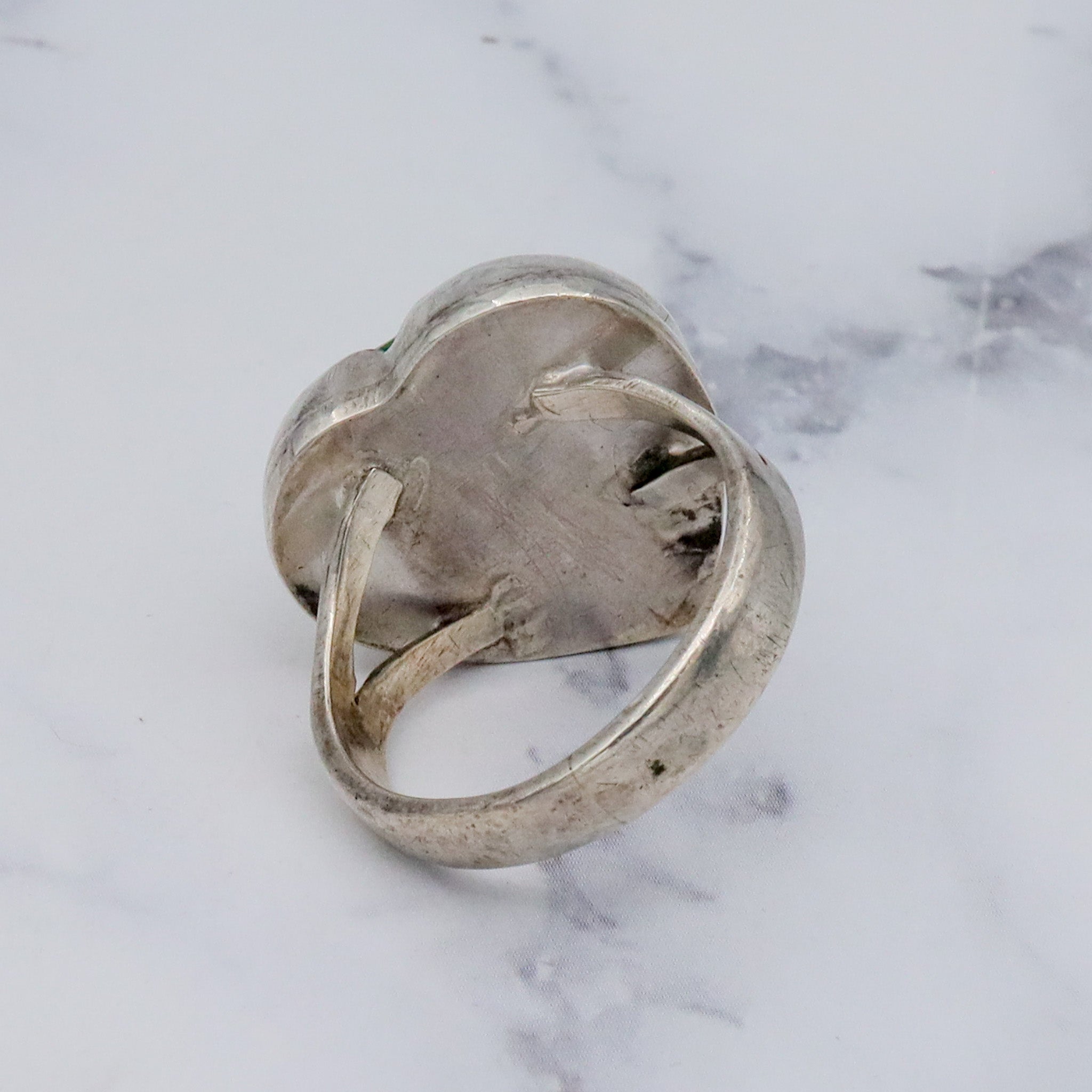 Vintage handmade Native American sterling silver & green turquoise ring, sz 8