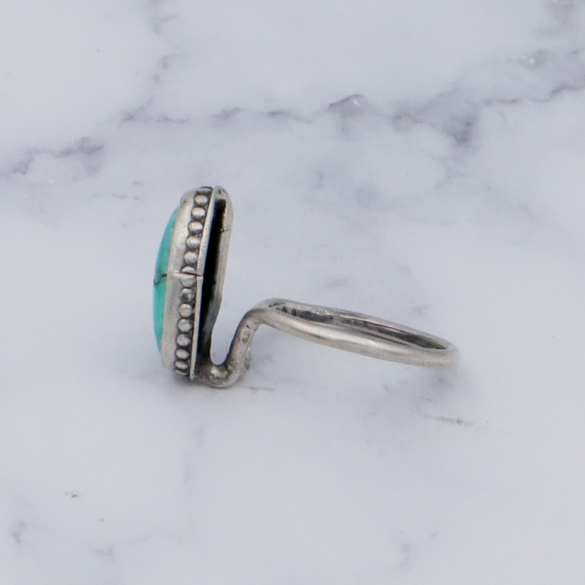 Vintage sterling & turquoise ring, sz 5.5
