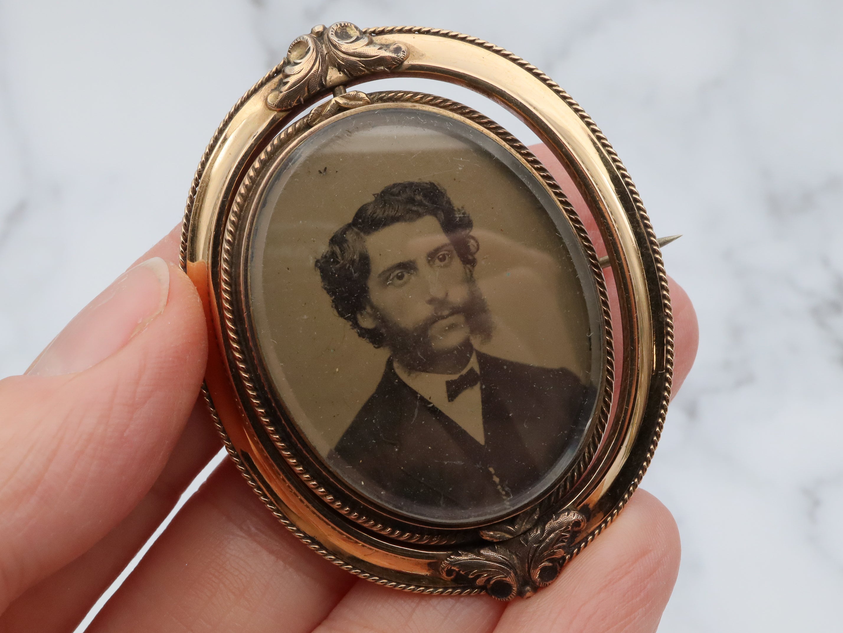 Antique Victorian 10k gold double sided mourning flip brooch with original tintype photo and woven hair