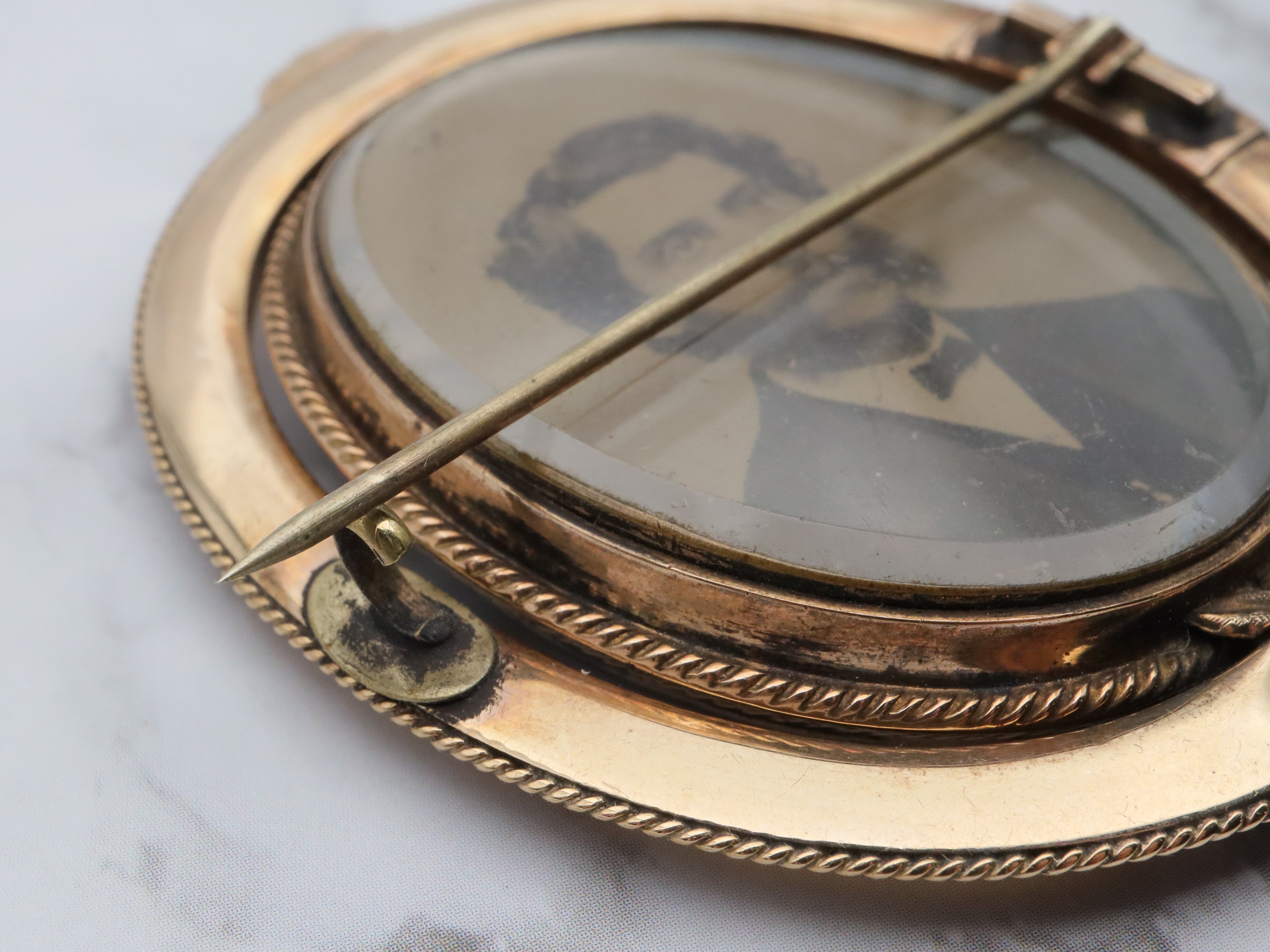 Antique Victorian 10k gold double sided mourning flip brooch with original tintype photo and woven hair