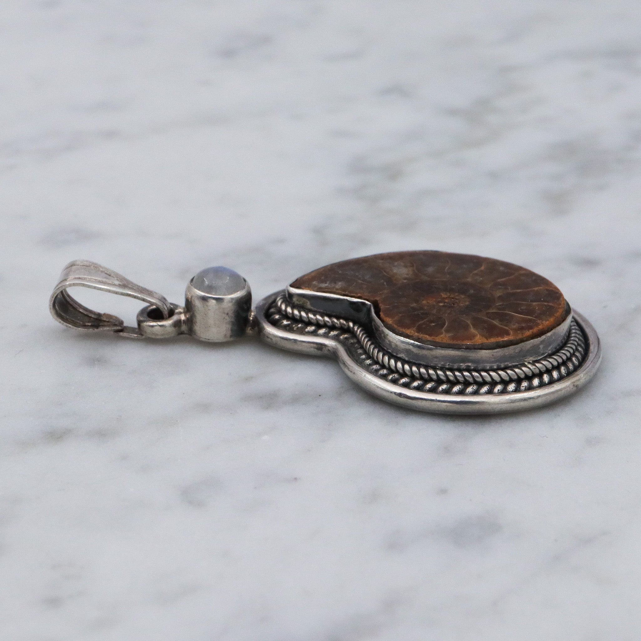 Vintage sterling silver, ammonite & rainbow moonstone pendant