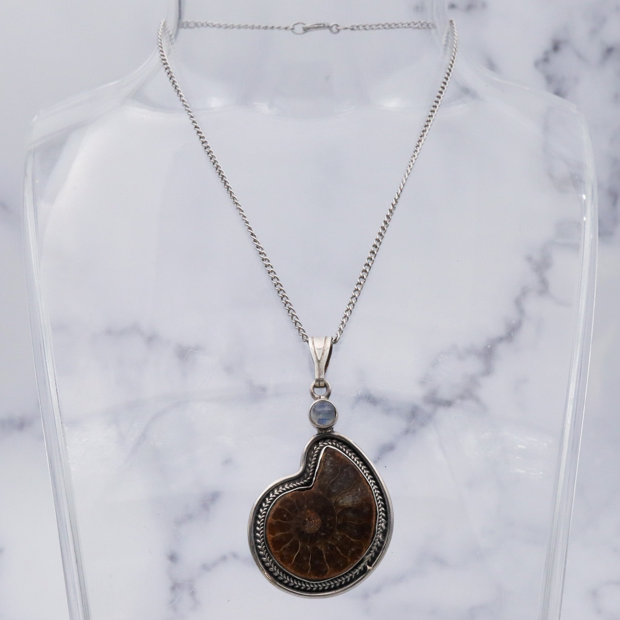 Vintage sterling silver, ammonite & rainbow moonstone pendant