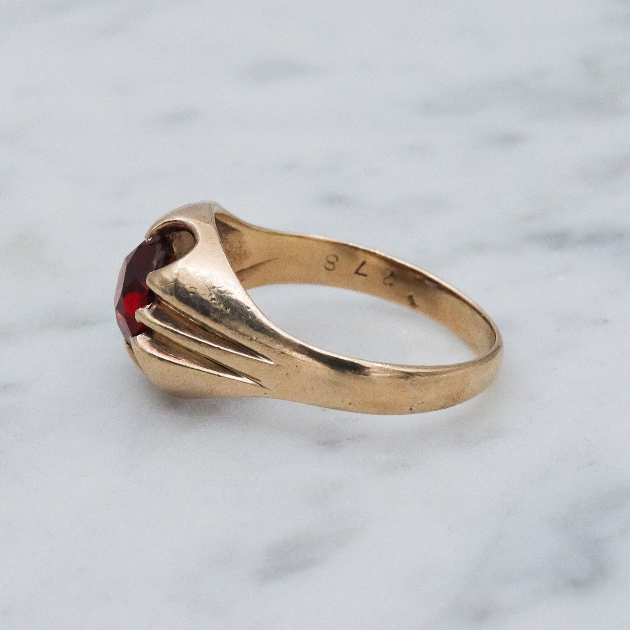 Retro English 9k gold garnet ring, sz 6.5