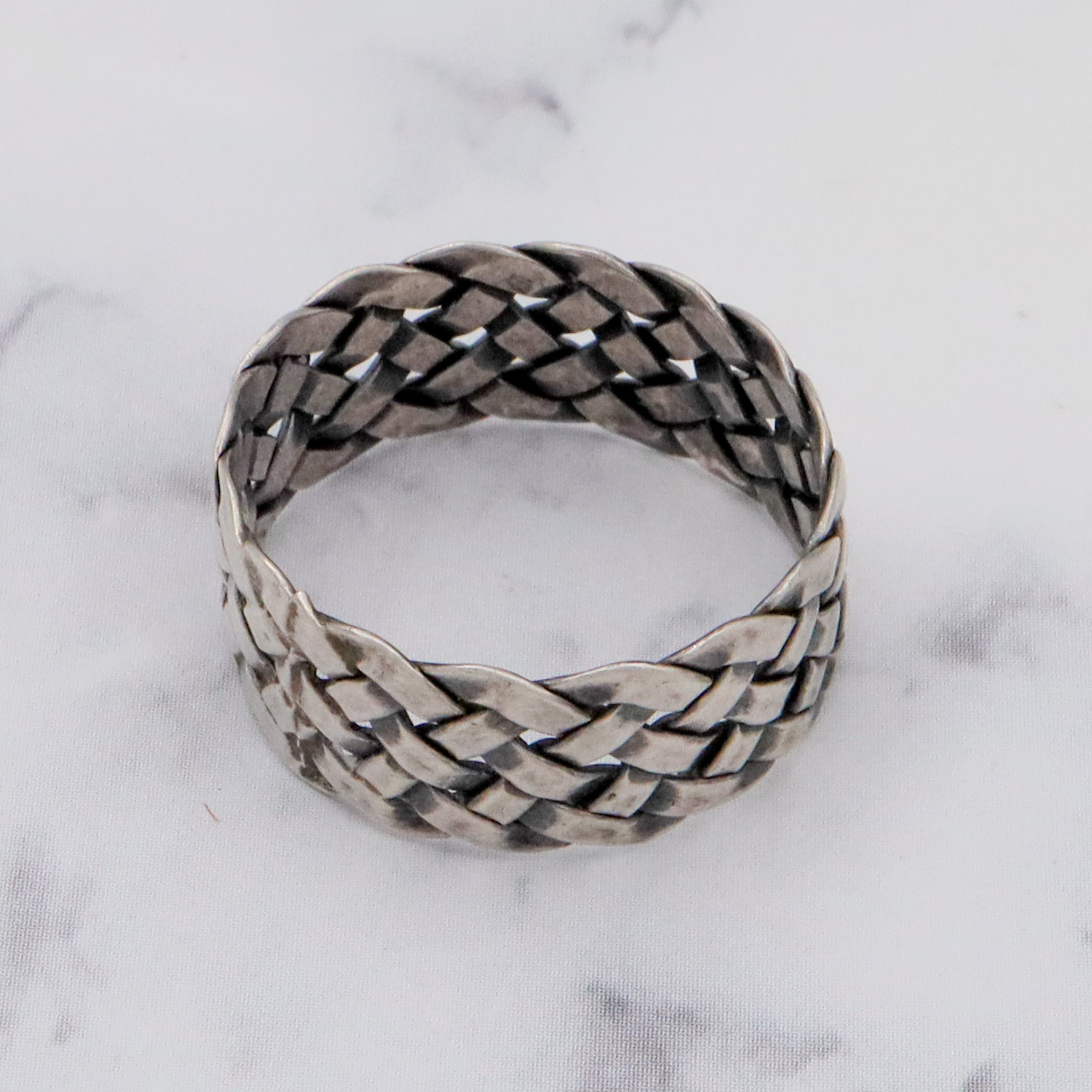 Vintage sterling basket weave band, sz 7.5