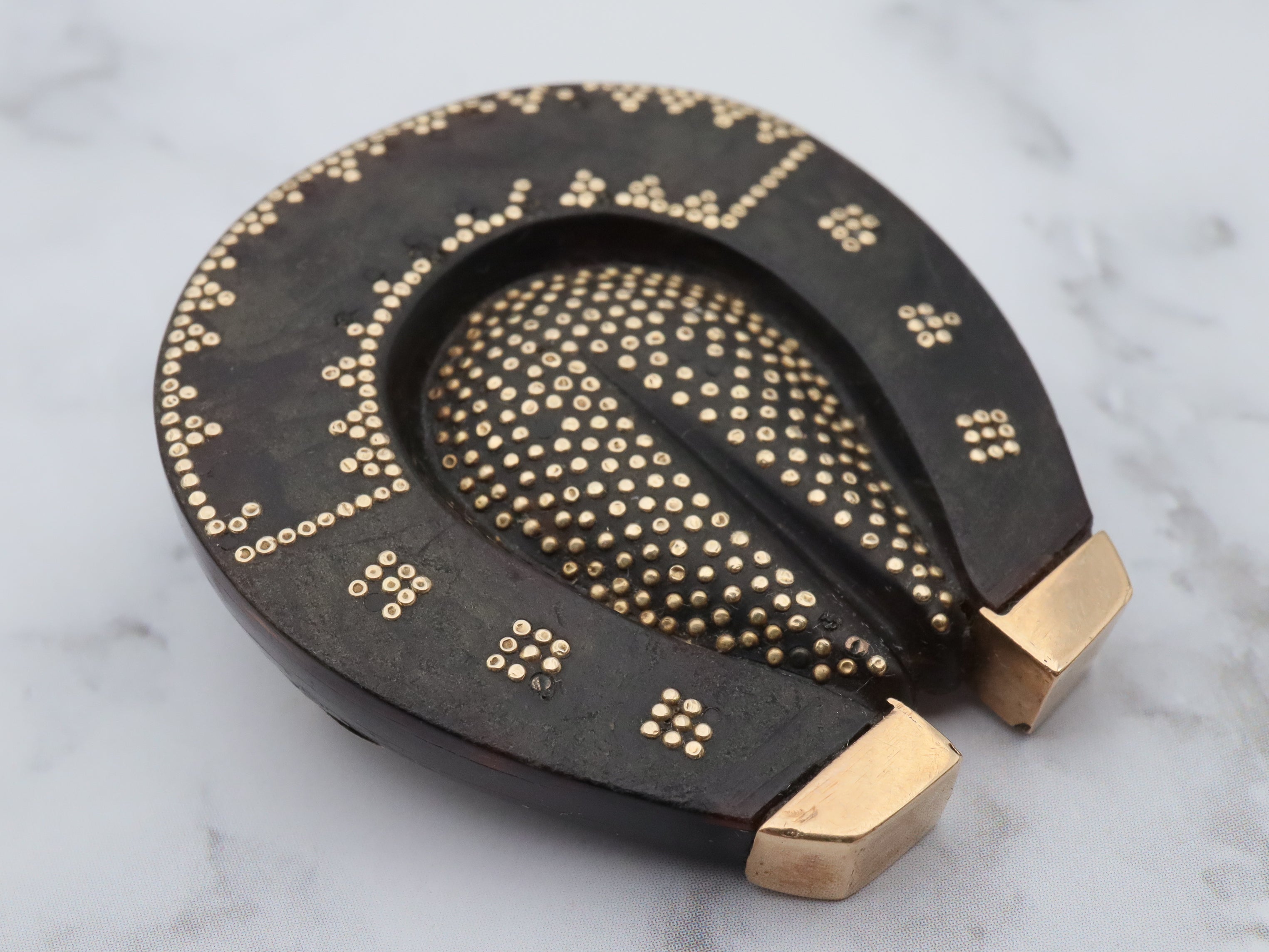 Antique Victorian 10k gold pique d'or gold overlay tortoiseshell horseshoe brooch