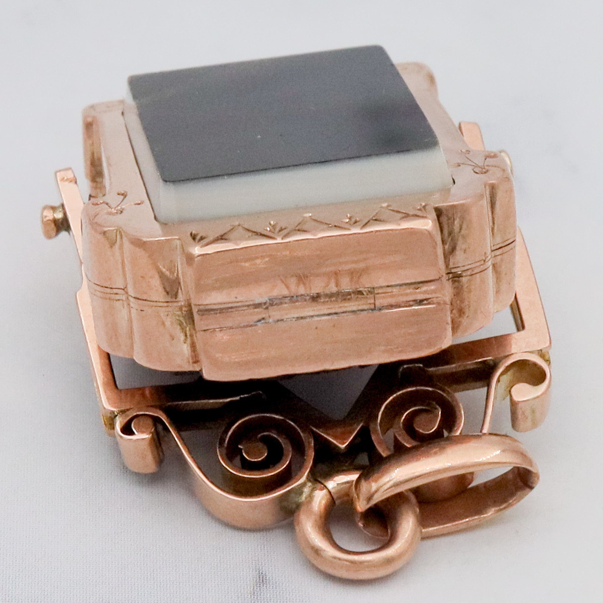 Antique Aesthetic Period 14k gold Queen Victoria hardstone carved cameo double sided flip locket pendant