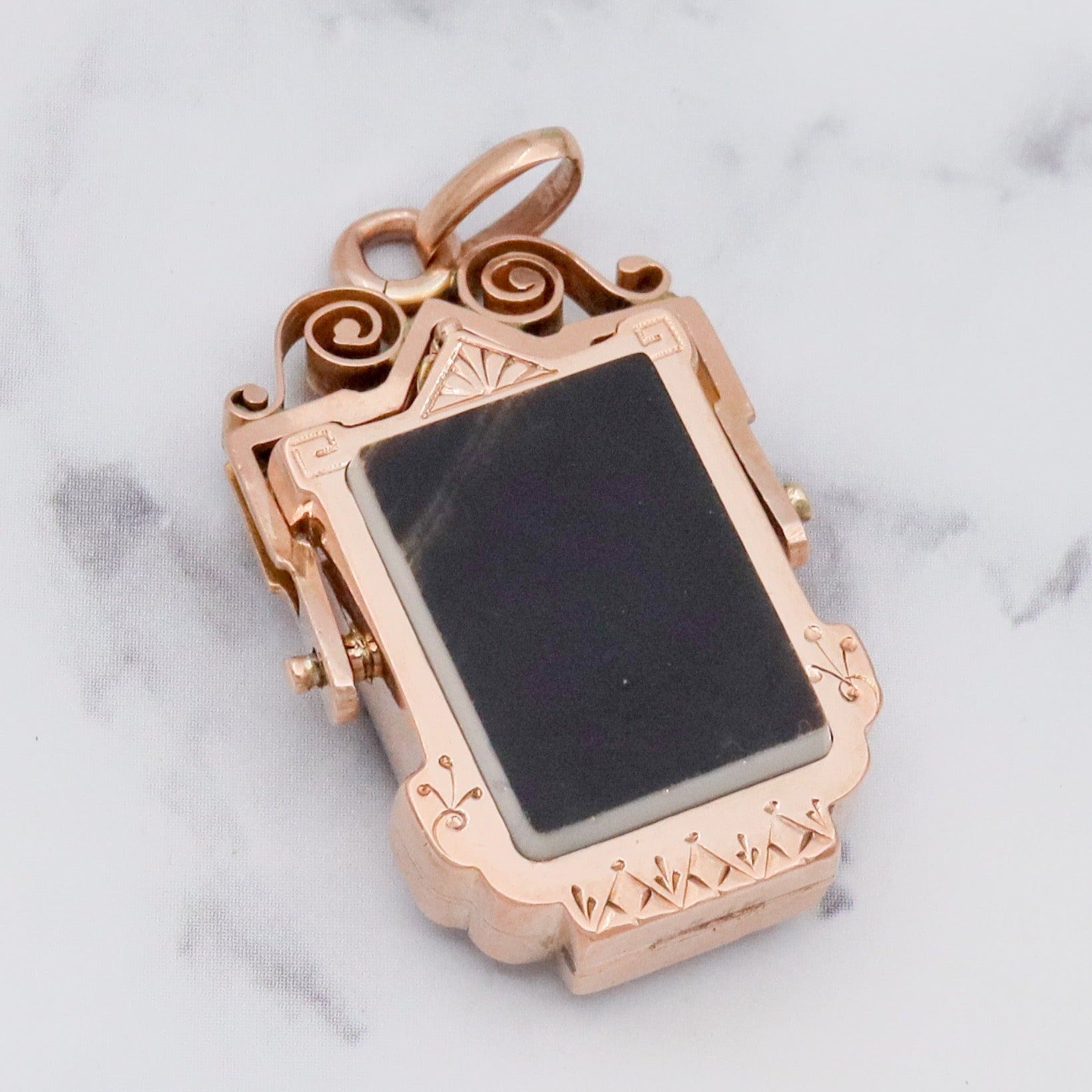 Antique Aesthetic Period 14k gold Queen Victoria hardstone carved cameo double sided flip locket pendant