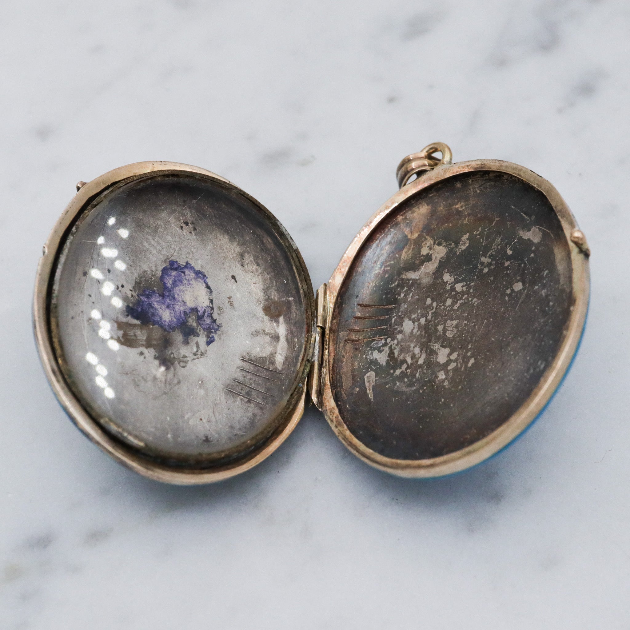 Antique Victorian 14k gold blue & black enamel locket pendant with split pearls