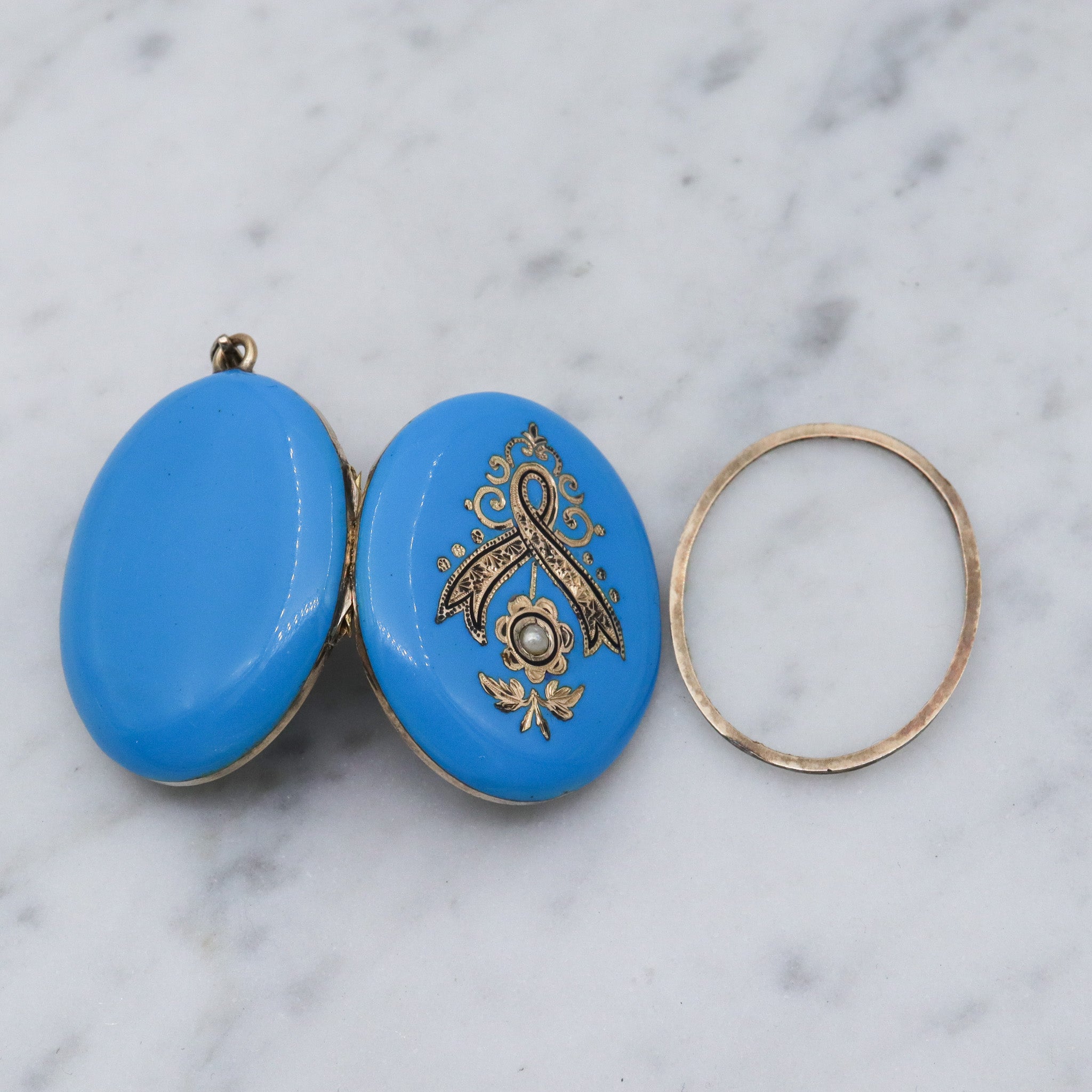 Antique Victorian 14k gold blue & black enamel locket pendant with split pearls