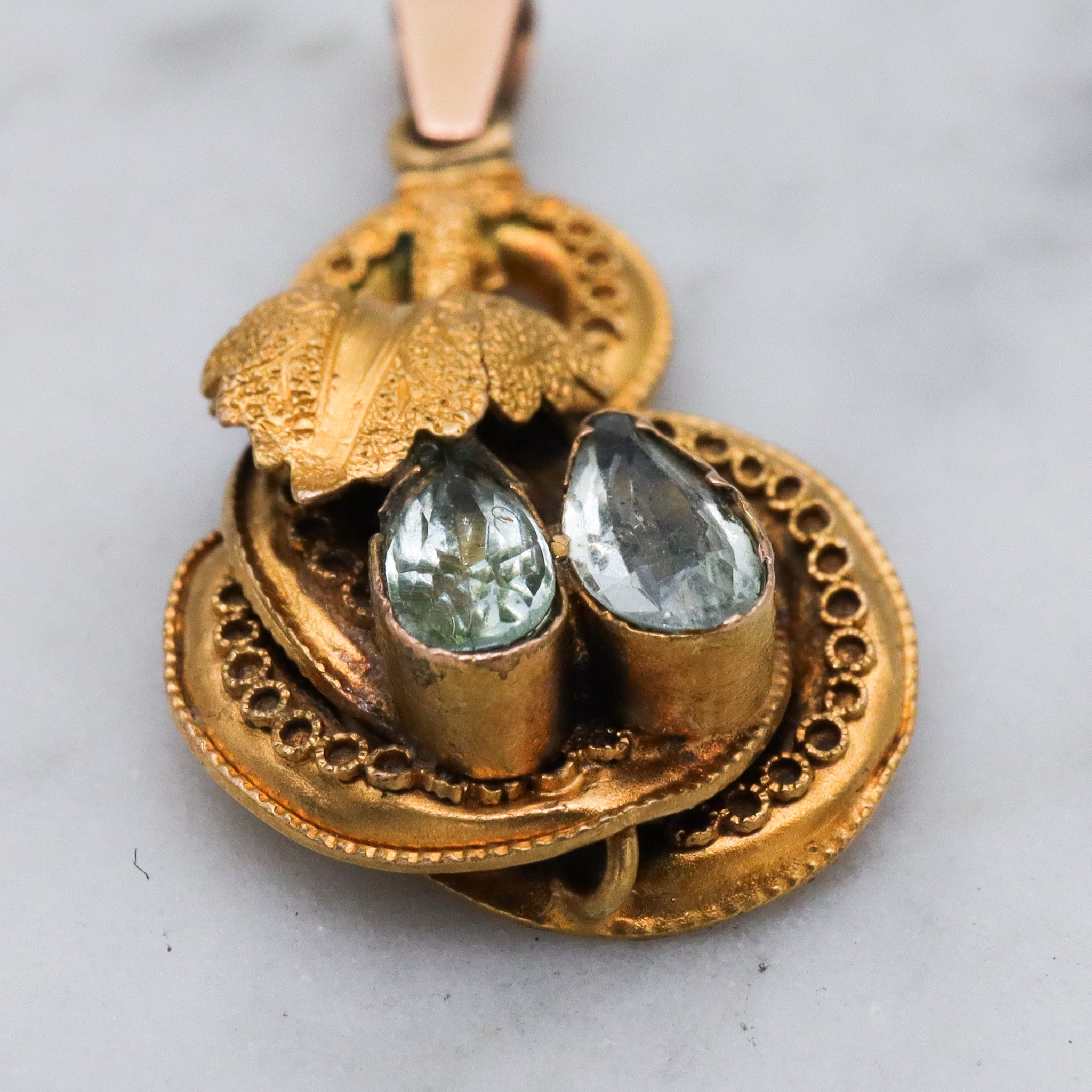 Antique early Victorian 10k gold & natural aquamarine knot pendant