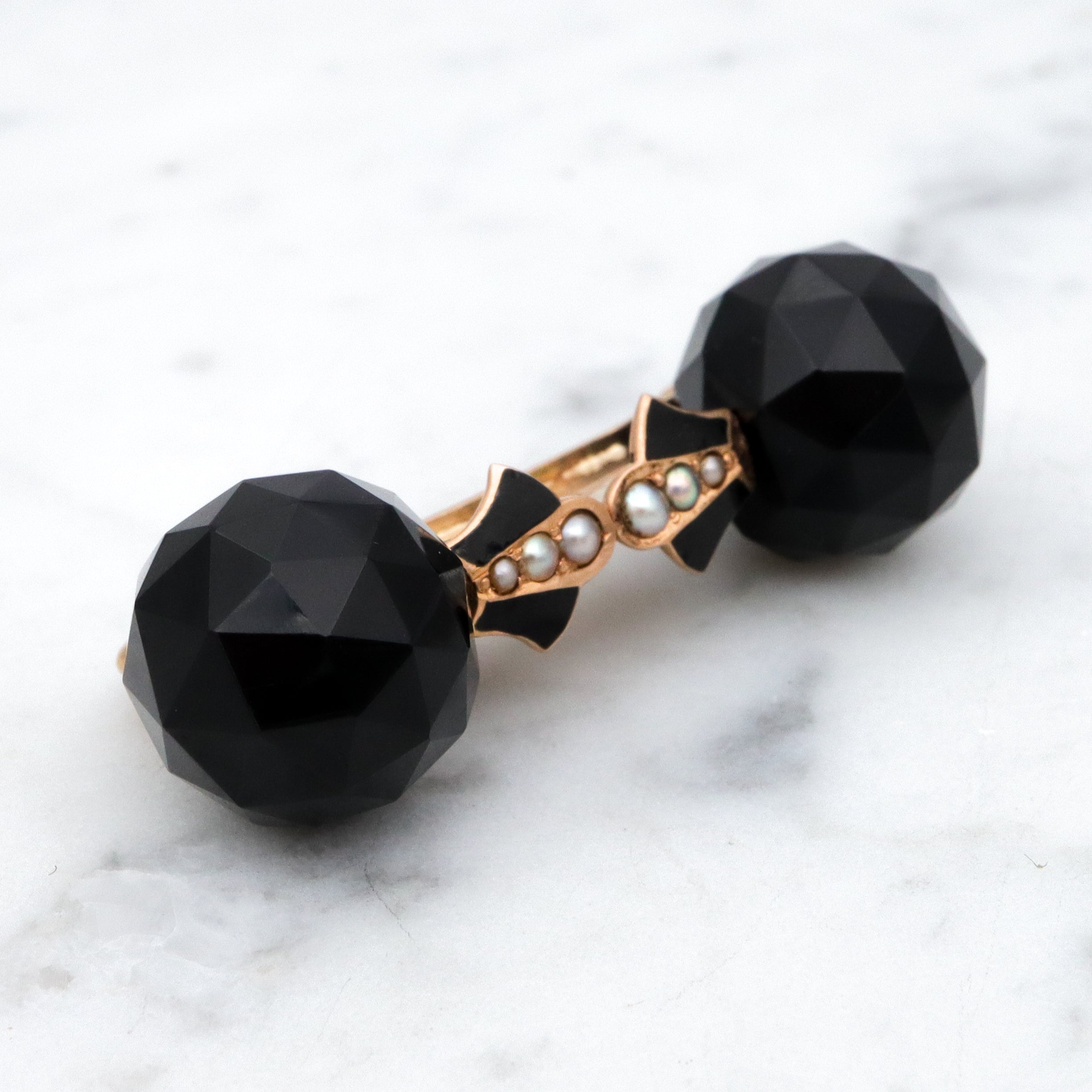 Antique Victorian 10k gold faceted jet glass, pearl, & enamel mourning brooch