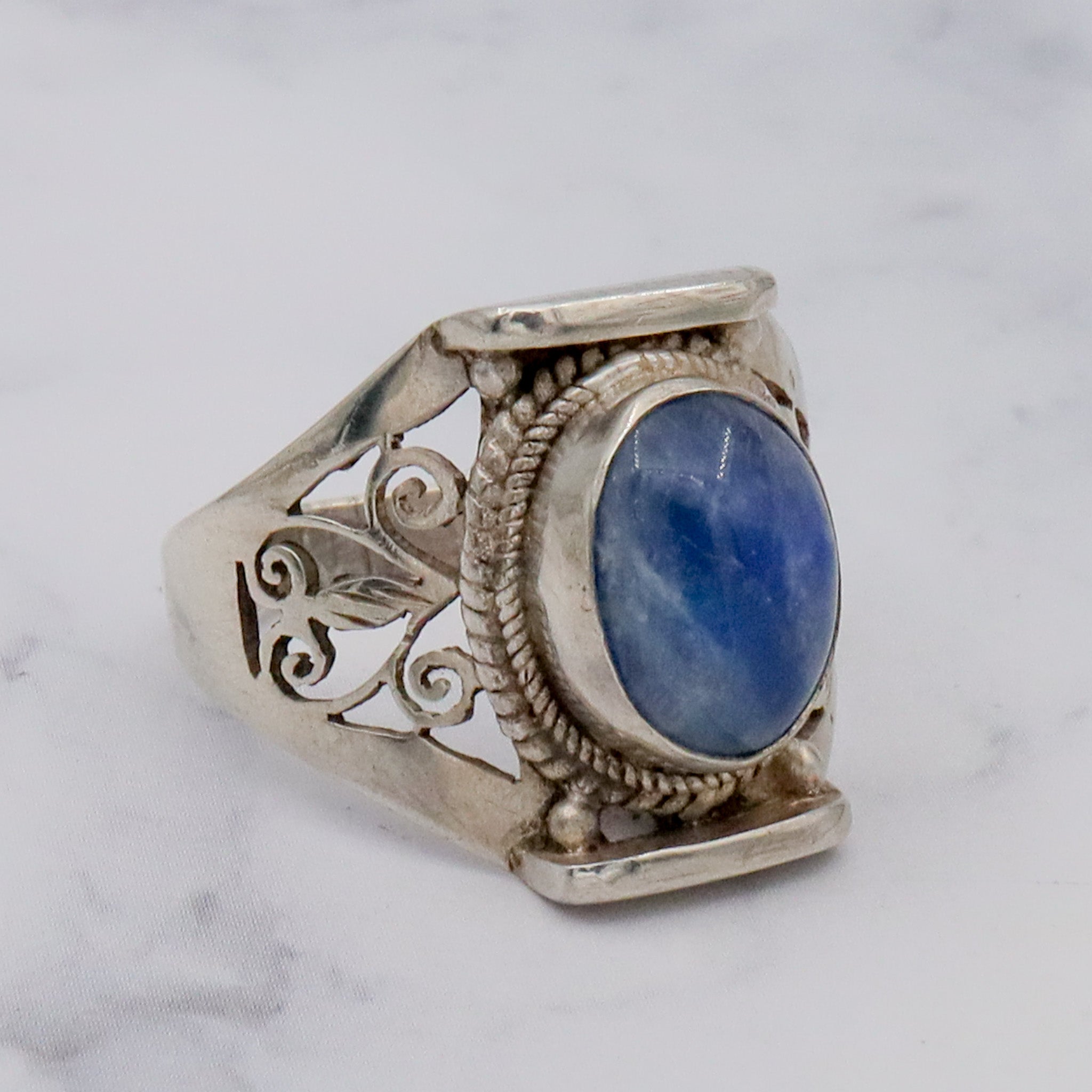 Vintage sterling and kyanite ring, sz 8.5