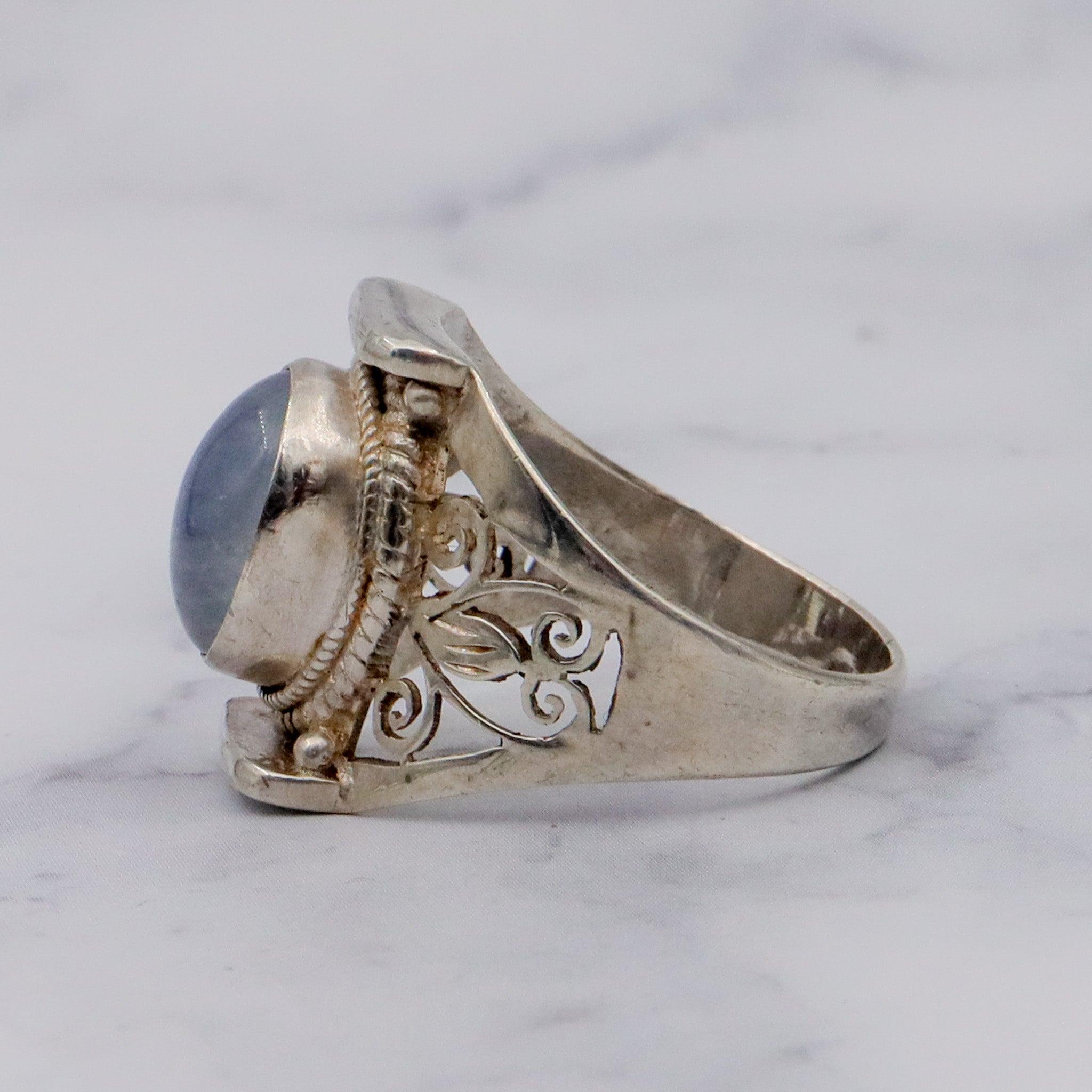 Vintage sterling and kyanite ring, sz 8.5
