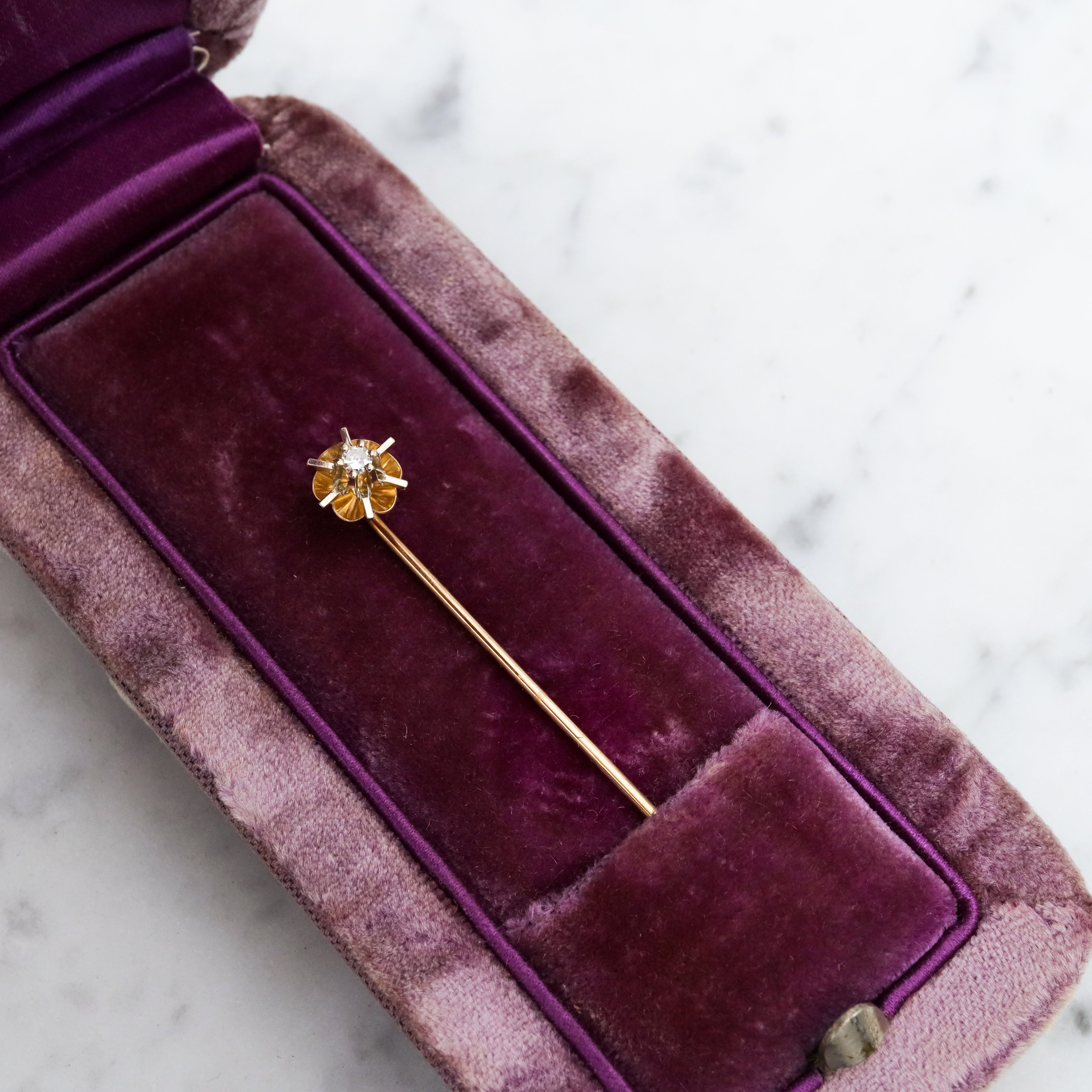 Antique Art Deco 14k gold & diamond starburst stick pin
