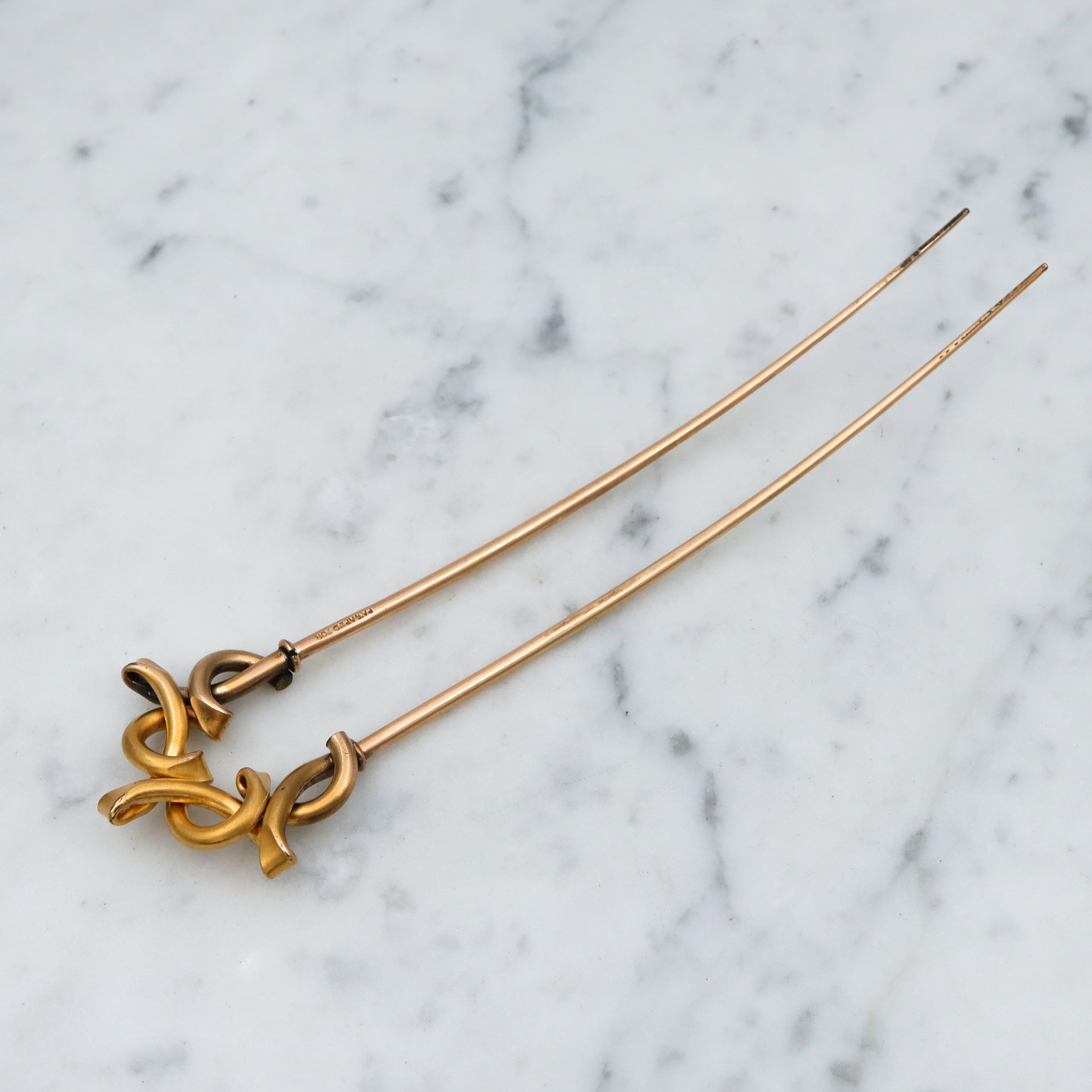 Antique Victorian gilt metal hair pin/comb