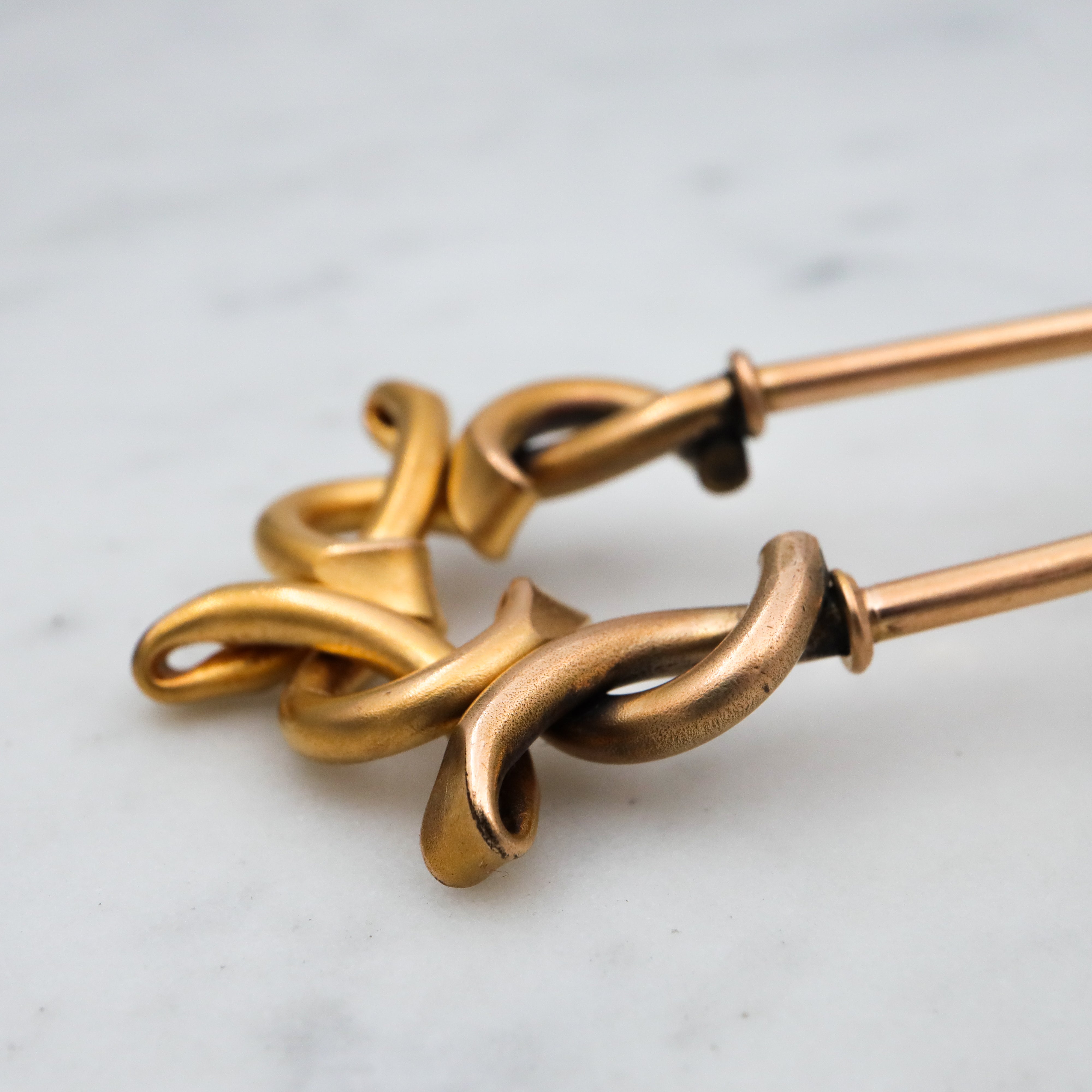 Antique Victorian gilt metal hair pin/comb