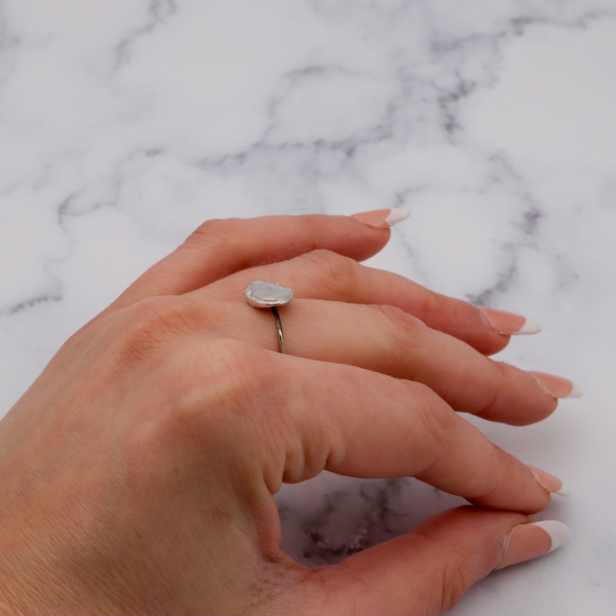 Vintage petite sterling scarab beetle medallion ring, sz 7