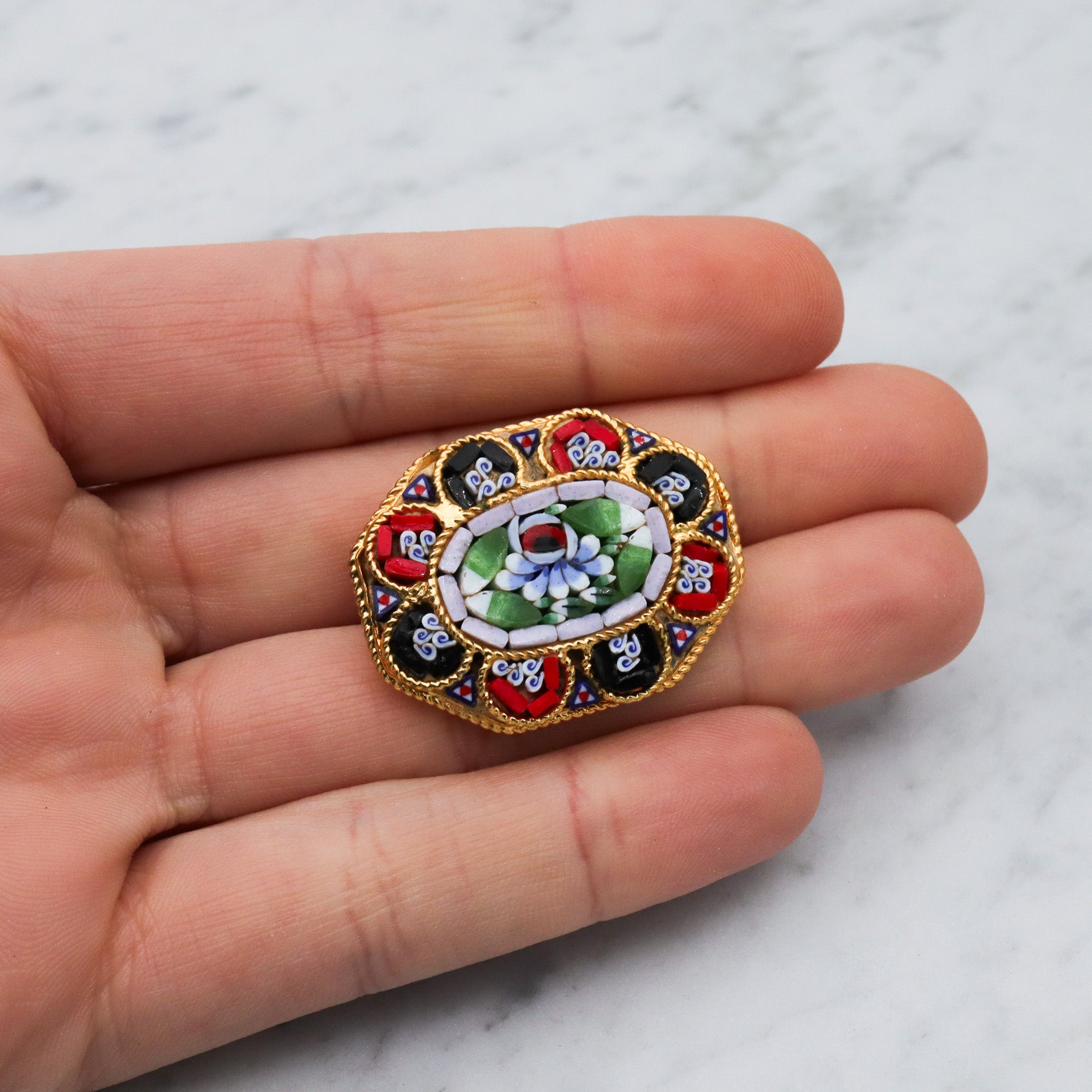 Vintage Italian micro mosaic tile gold plated brooch