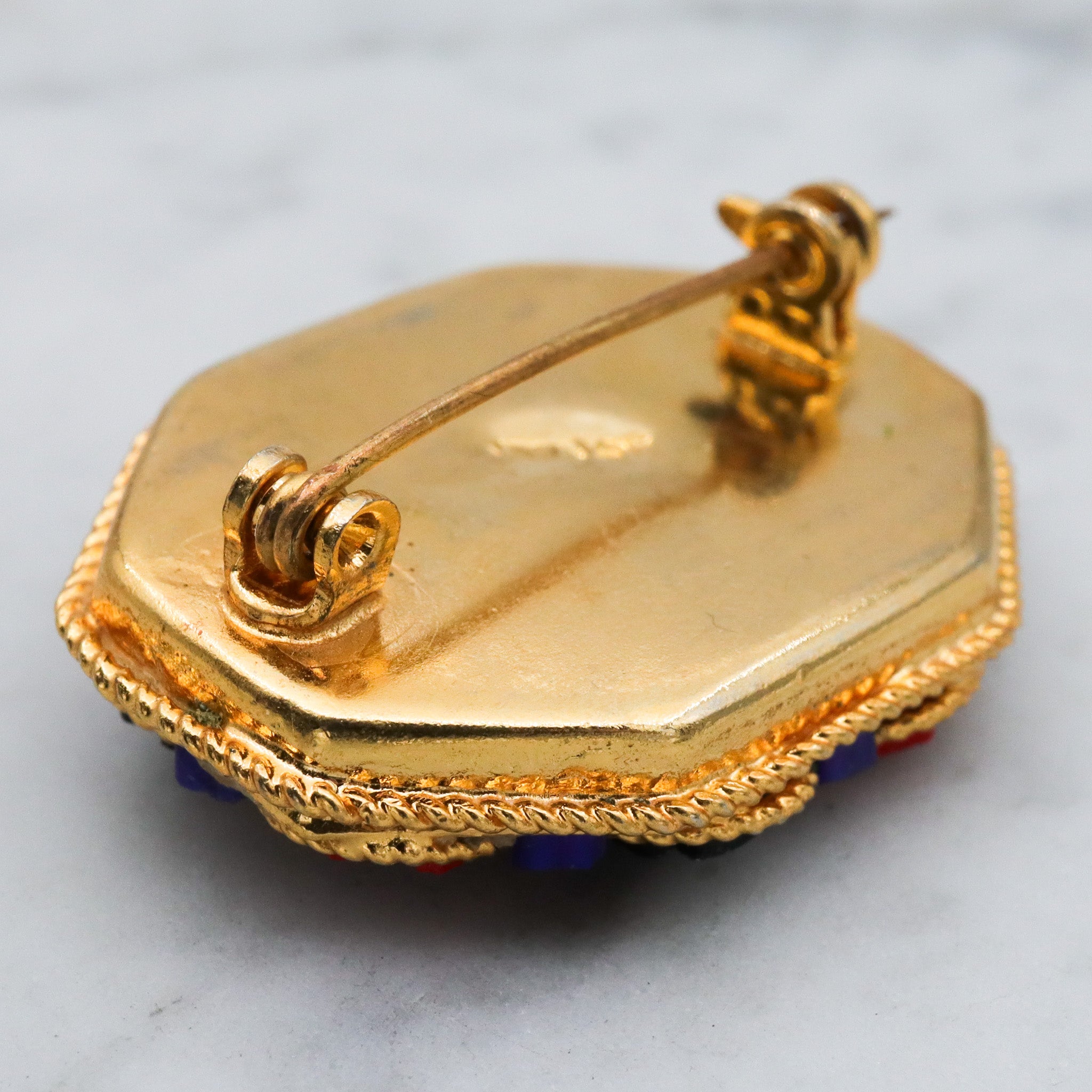 Vintage Italian micro mosaic tile gold plated brooch