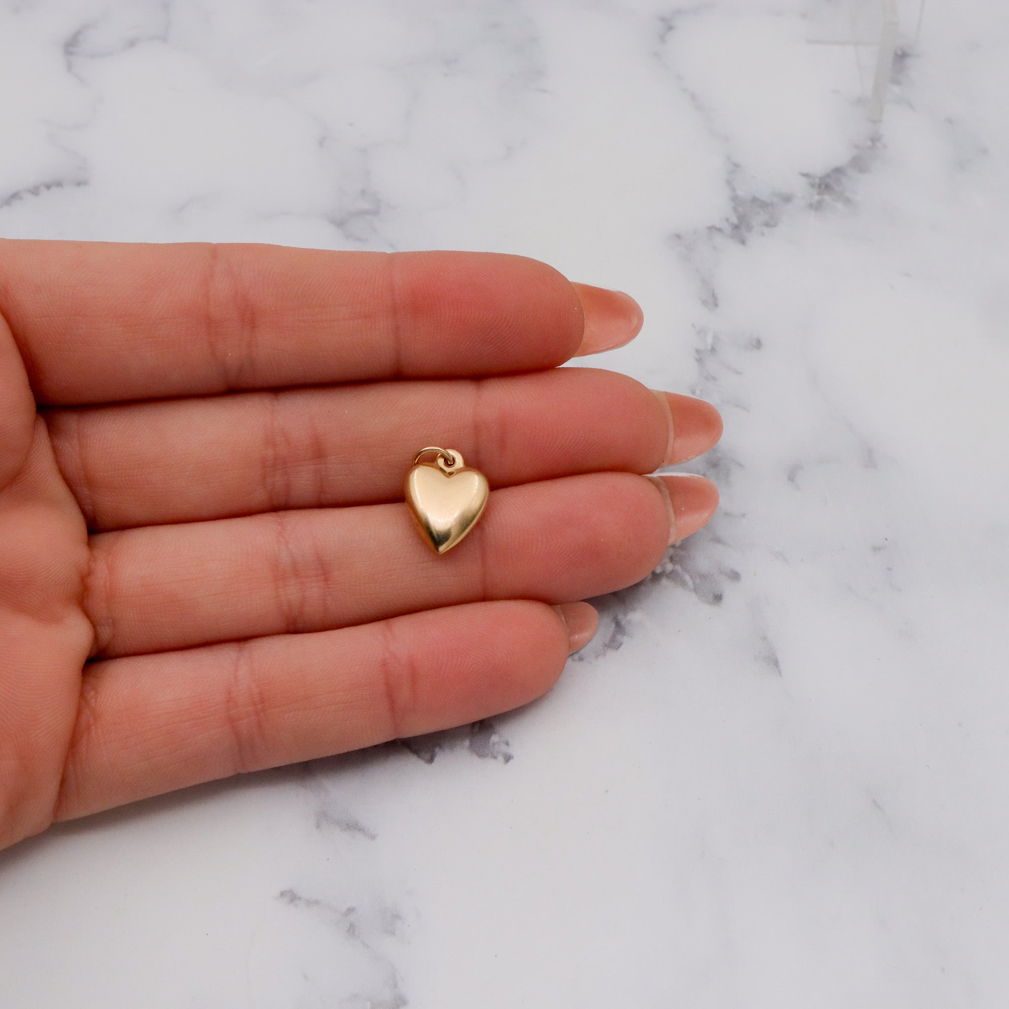 Vintage 14k gold puffy heart charm