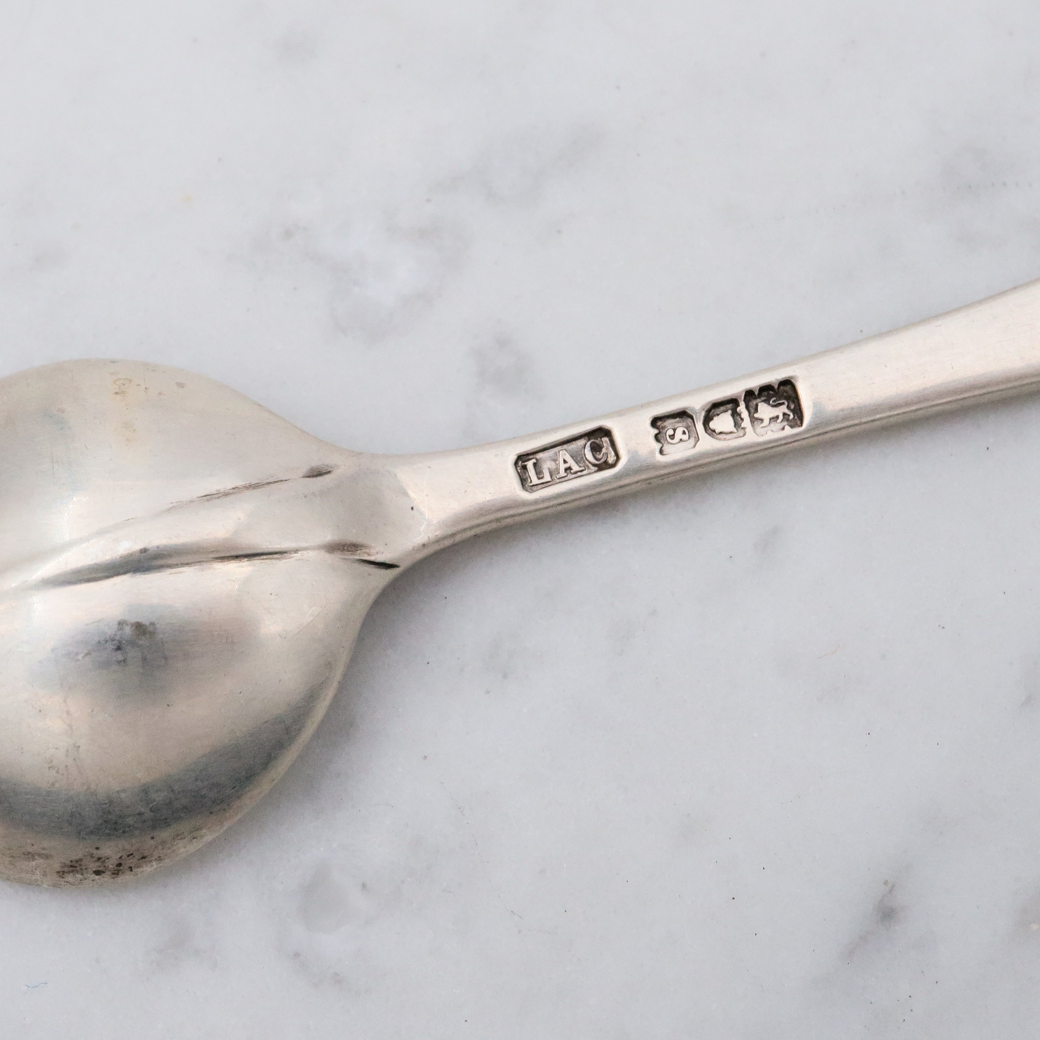 1913 Lionel Alfred Crichton Set Of 4 London Sterling Silver Salt Spoons with Old Dragon Engraving