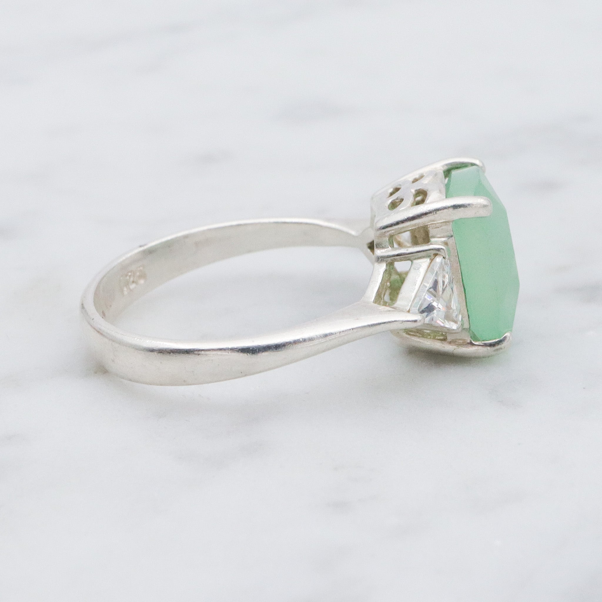 Vintage sterling silver chalcedony & cubic zirconia cocktail ring, sz 7