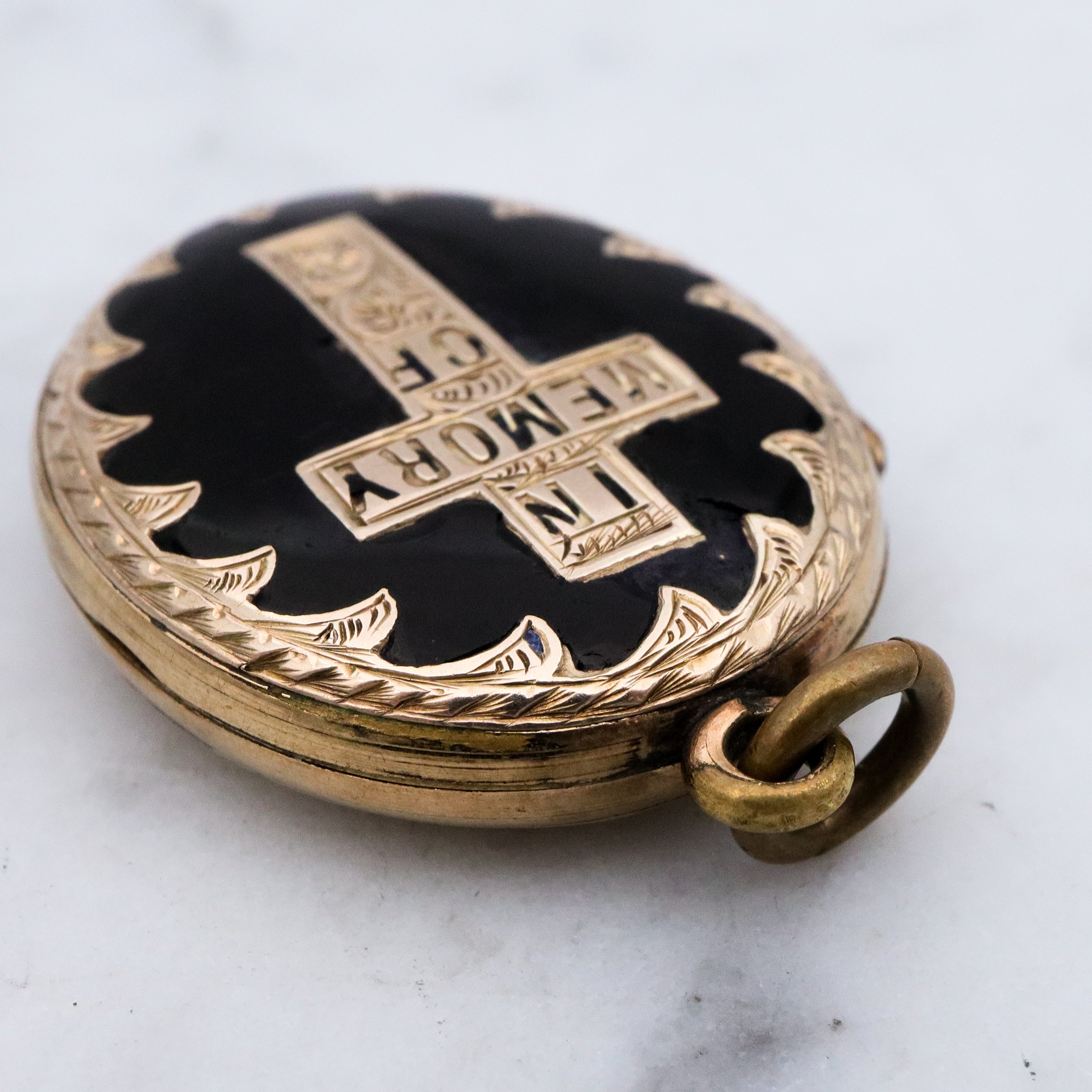Antique Victorian 9k gold front & back "In Memory Of" black enamel mourning locket pendant