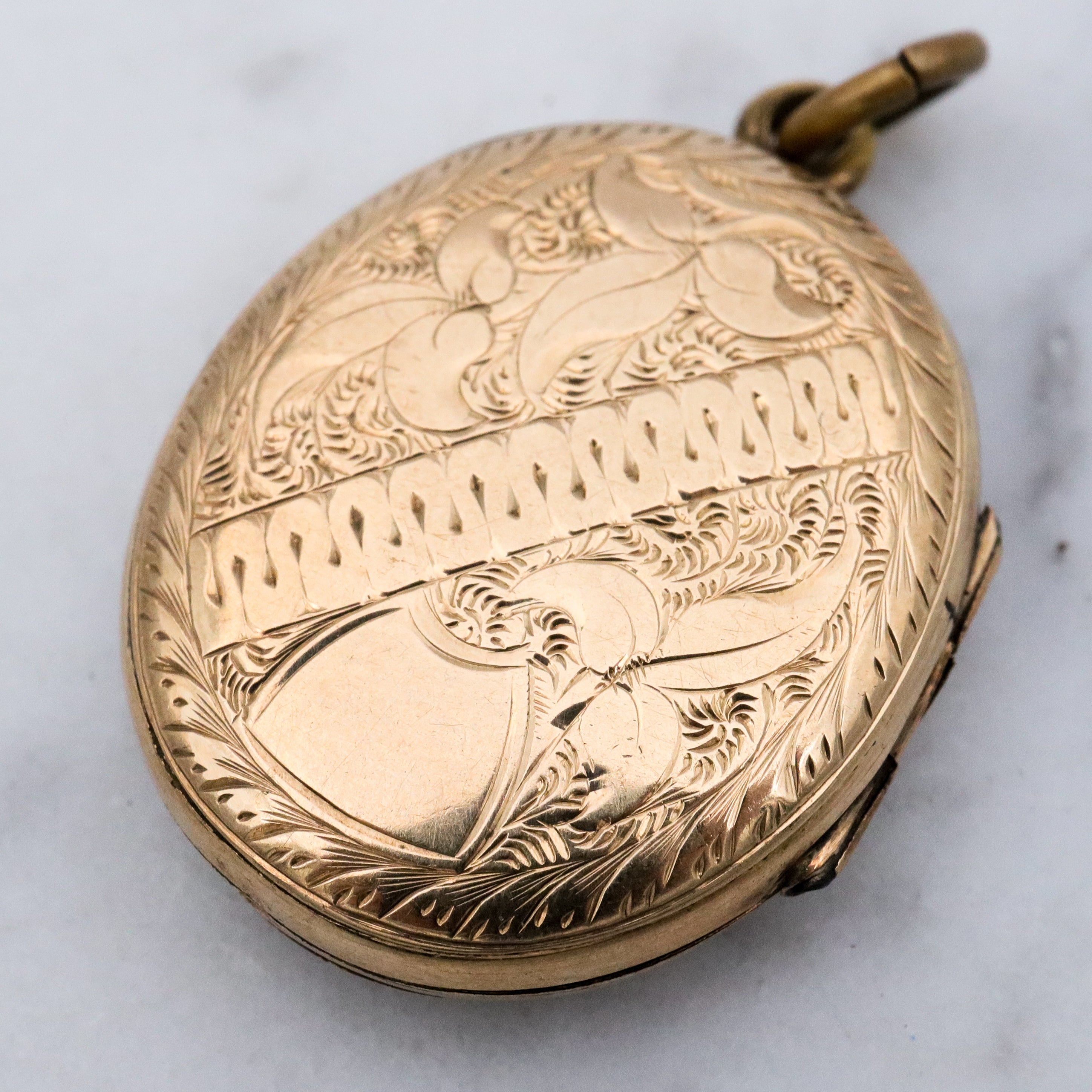 Antique Victorian 9k gold front & back "In Memory Of" black enamel mourning locket pendant