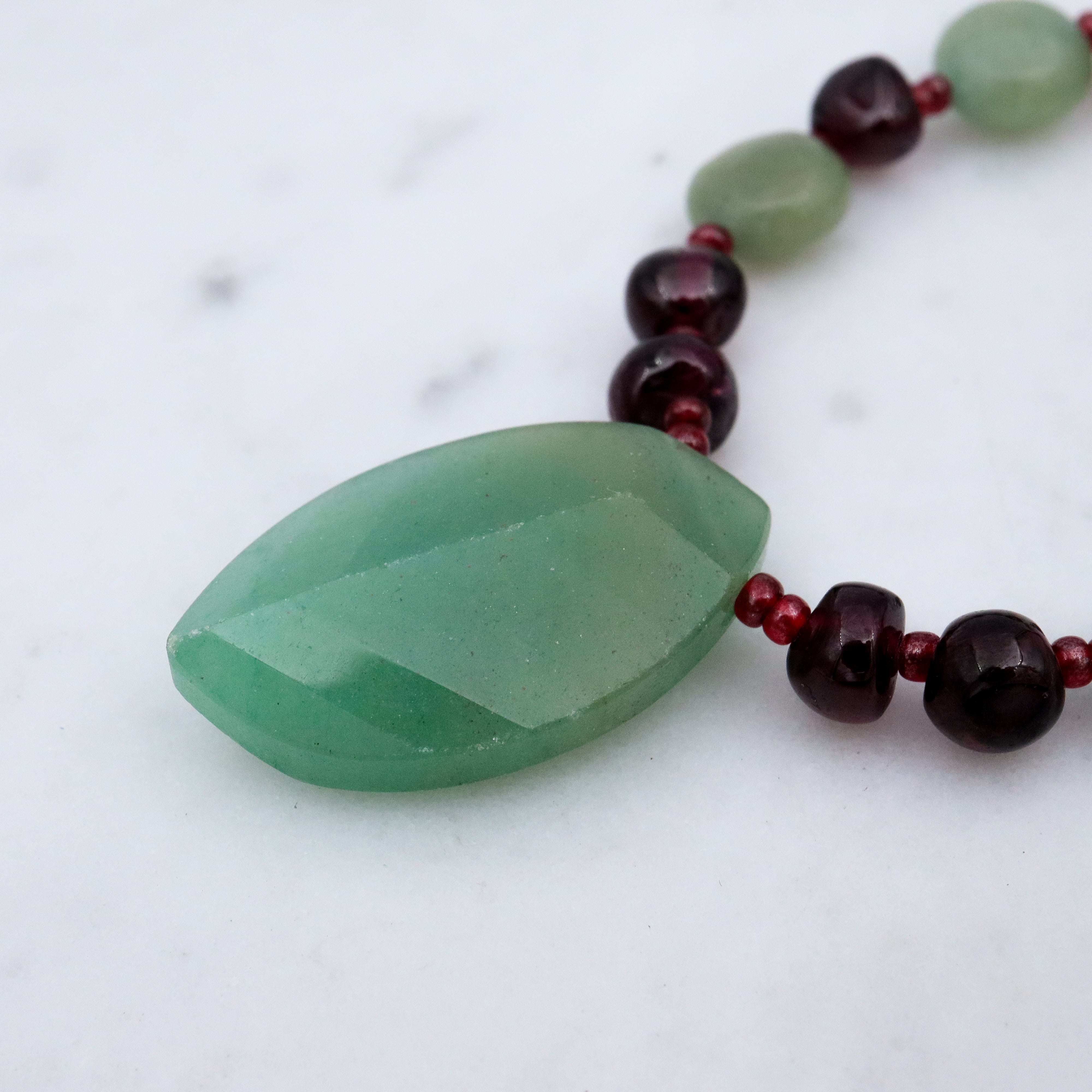 Vintage carved aventurine, carnelian and garnet with gold plated clasp adjustable length necklace