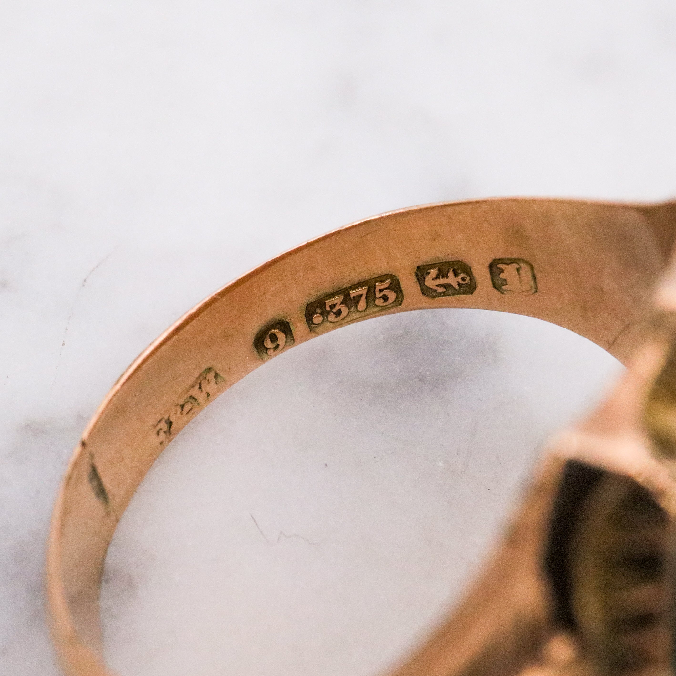 Antique Victorian 1885 English 9k gold bloodstone signet ring, sz 7.5