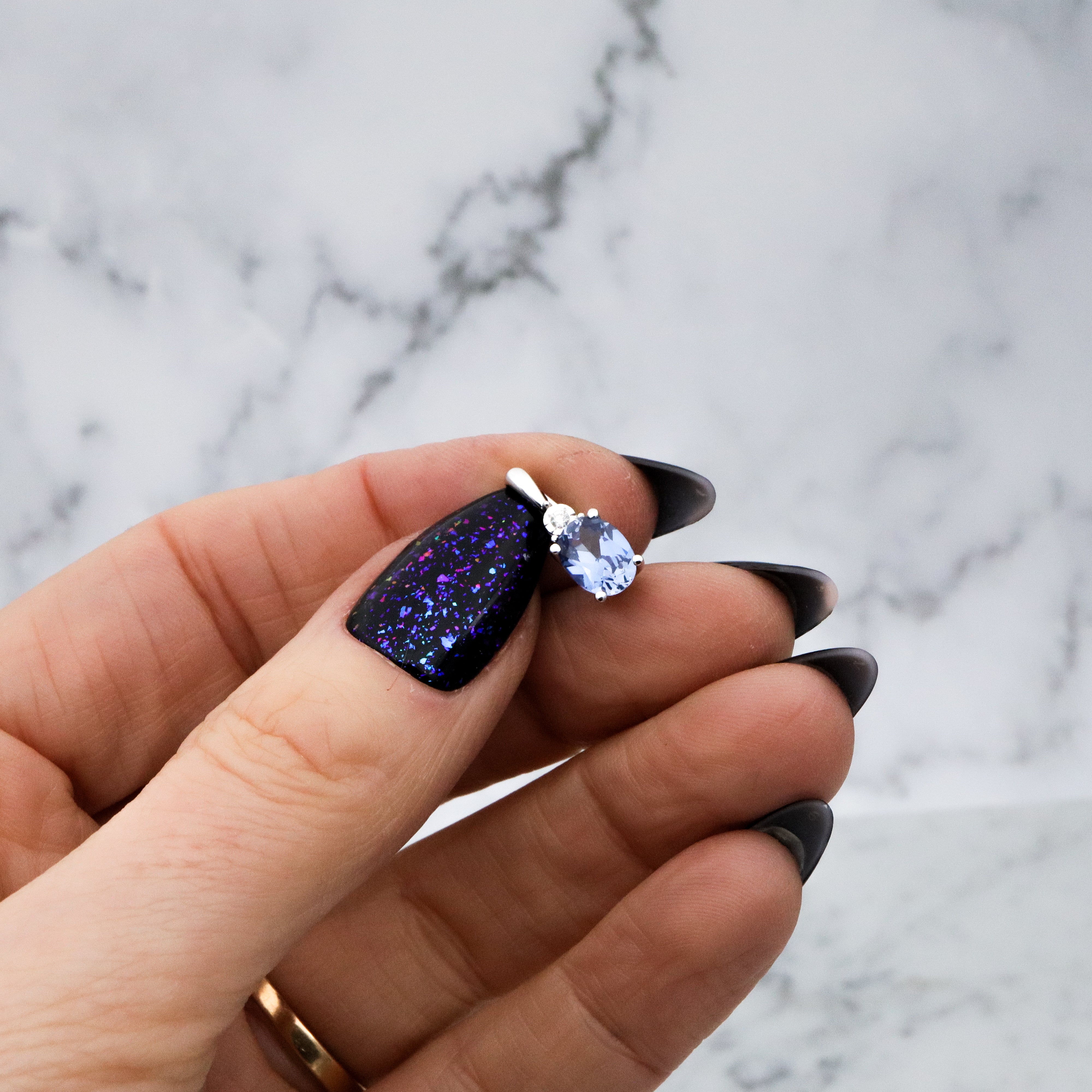 vintage 10k white gold simulated sapphire & genuine diamond drop pendant