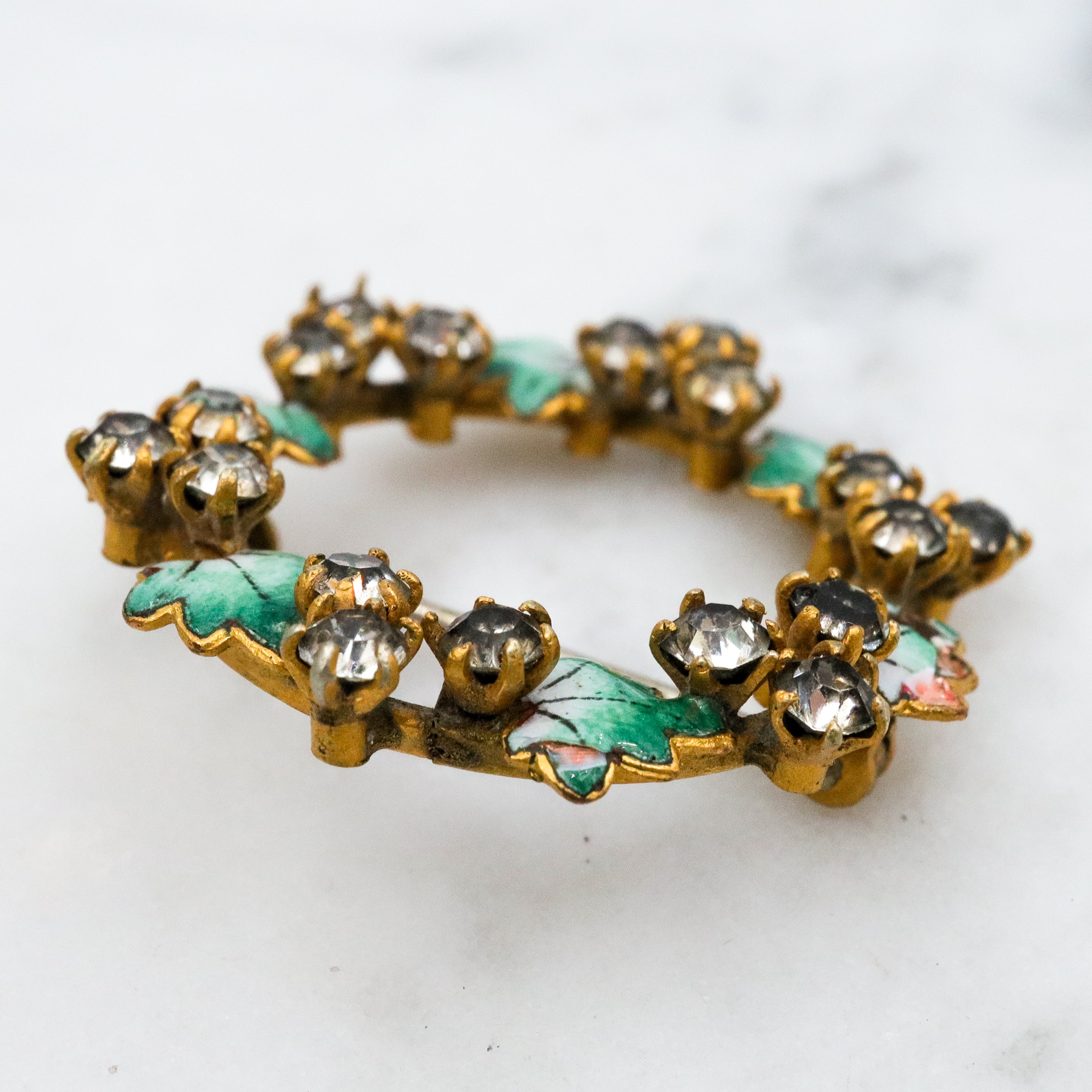 Antique Victorian enamel leaves & crystal wreath gilt metal pin